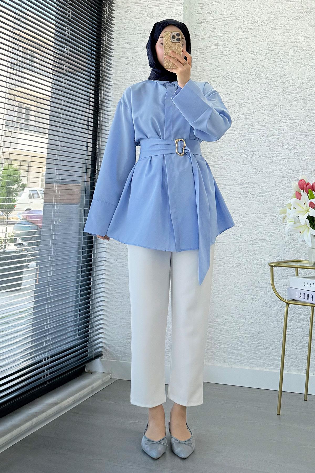 Bronş Detaylı Geniş Kemerli Poplin Tunik – Mavi