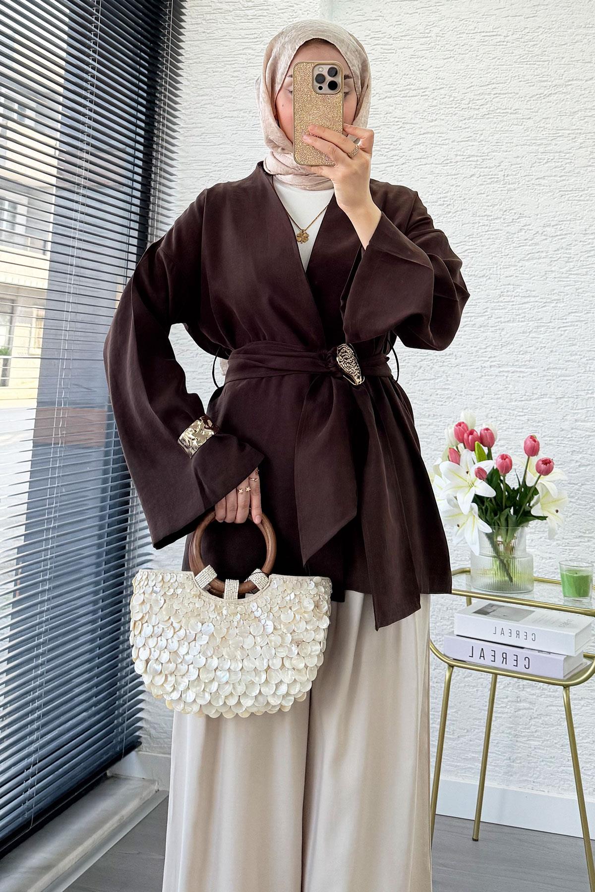 Bronş Kemerli Kruvaze Yaka Modal Kimono - Kahverengi