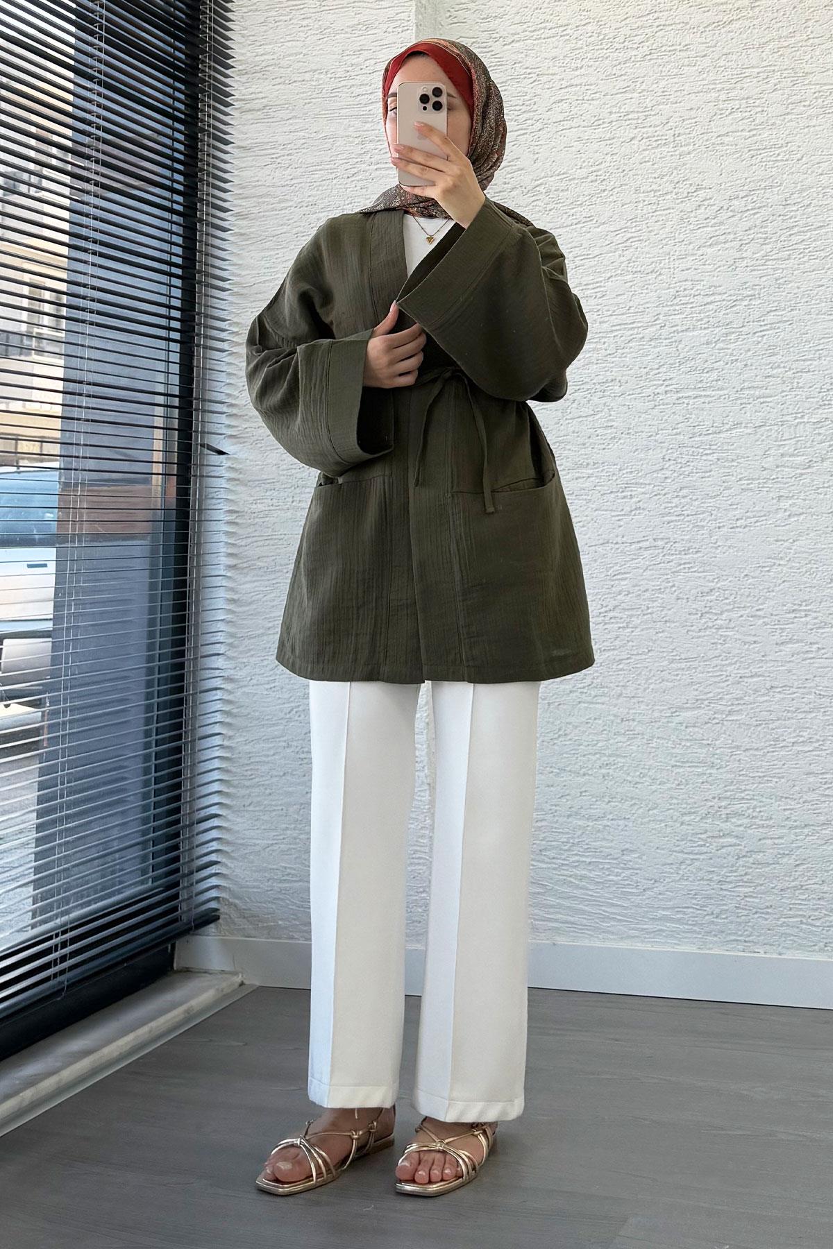Cep Detaylı Kuşaklı Müslin Kimono - Haki
