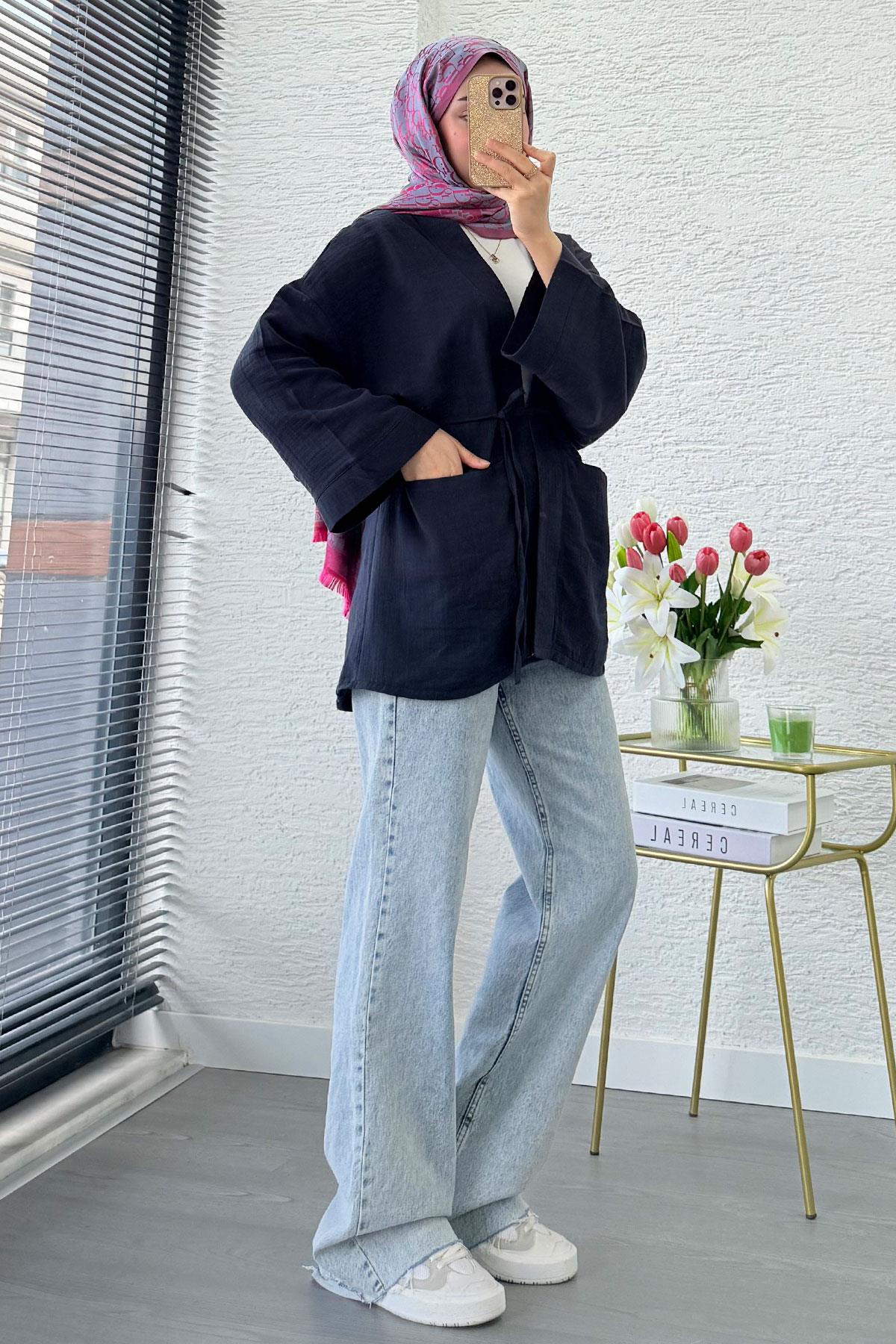 Cep Detaylı Kuşaklı Müslin Kimono - Lacivert