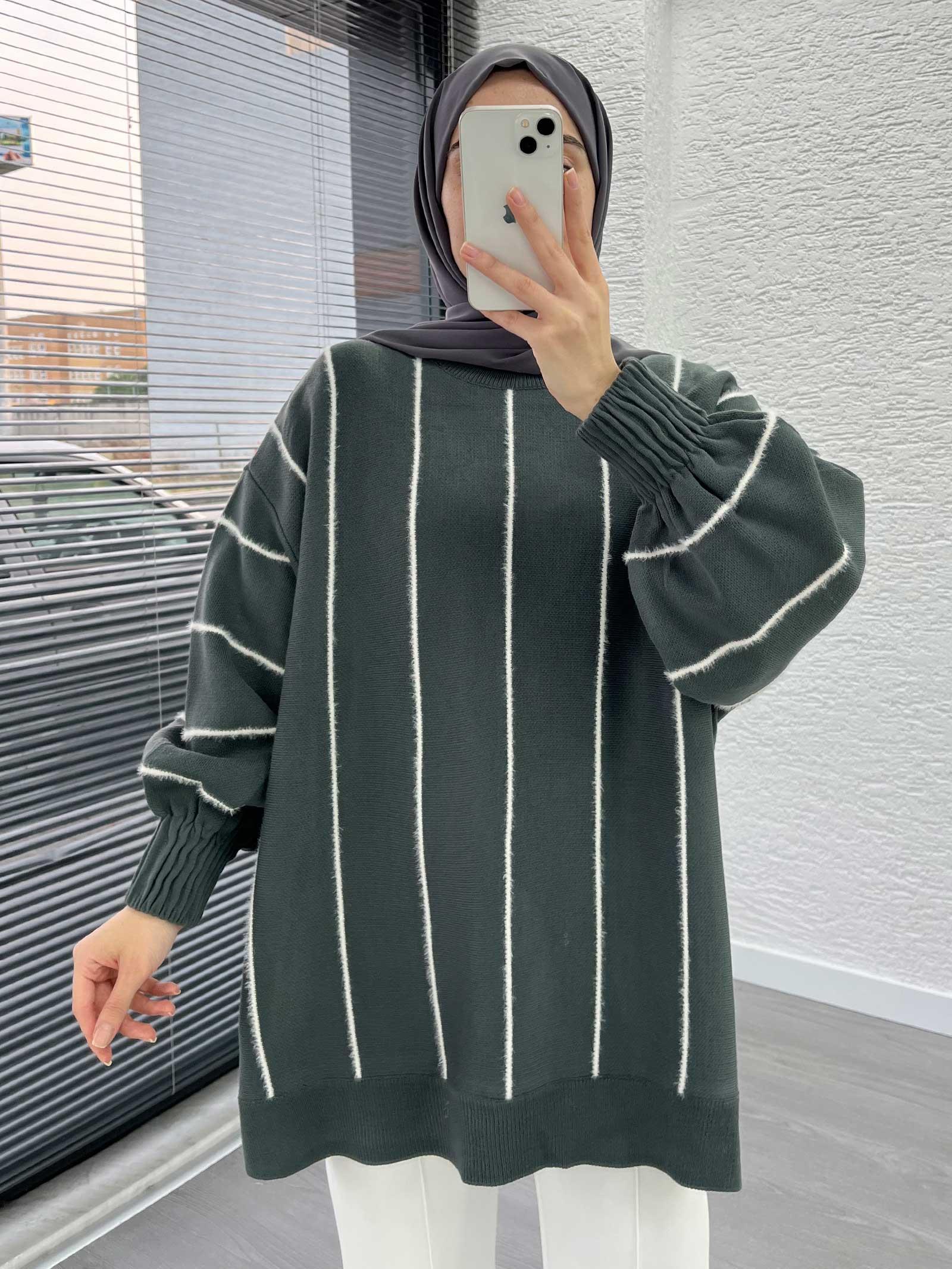 Füme Oversize Kolu Lastikli Çizgili Kadın Kazak