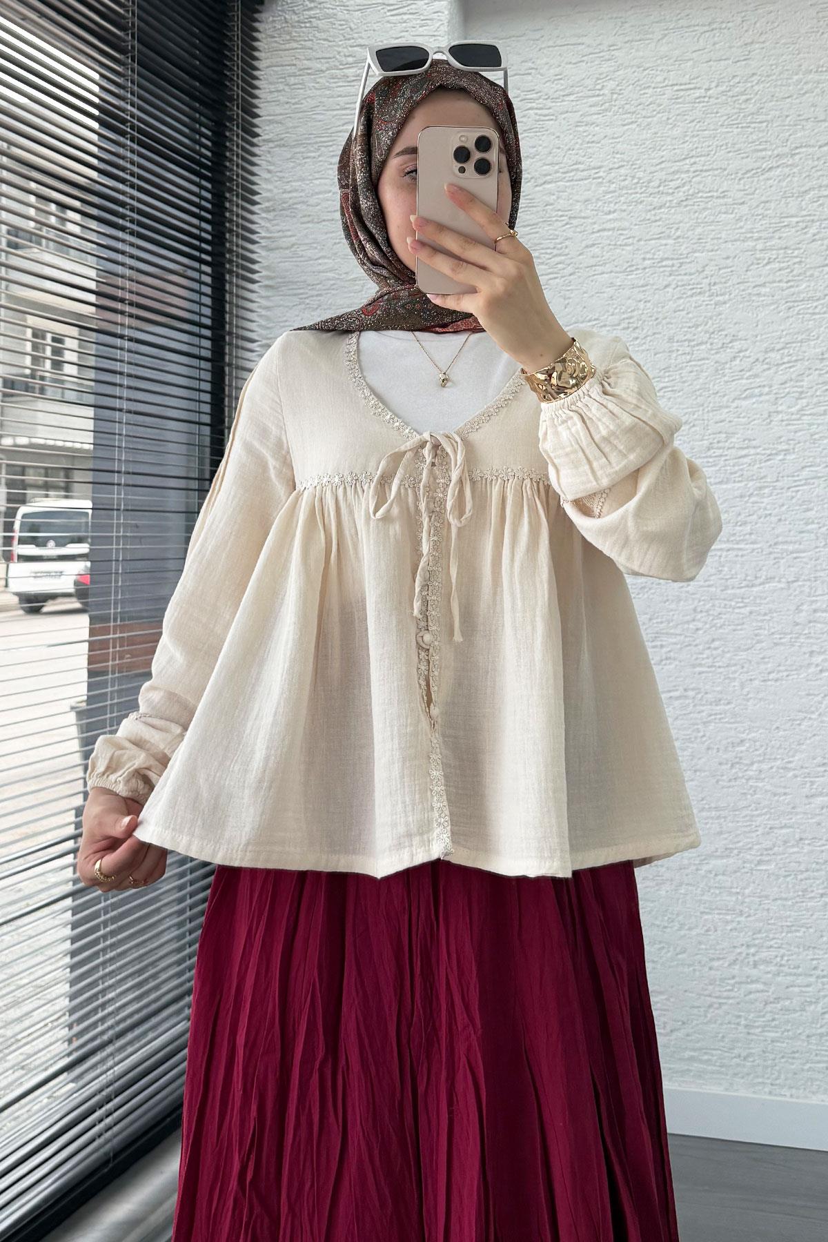Güpür Detaylı Müslin Kısa Kimono – Bej