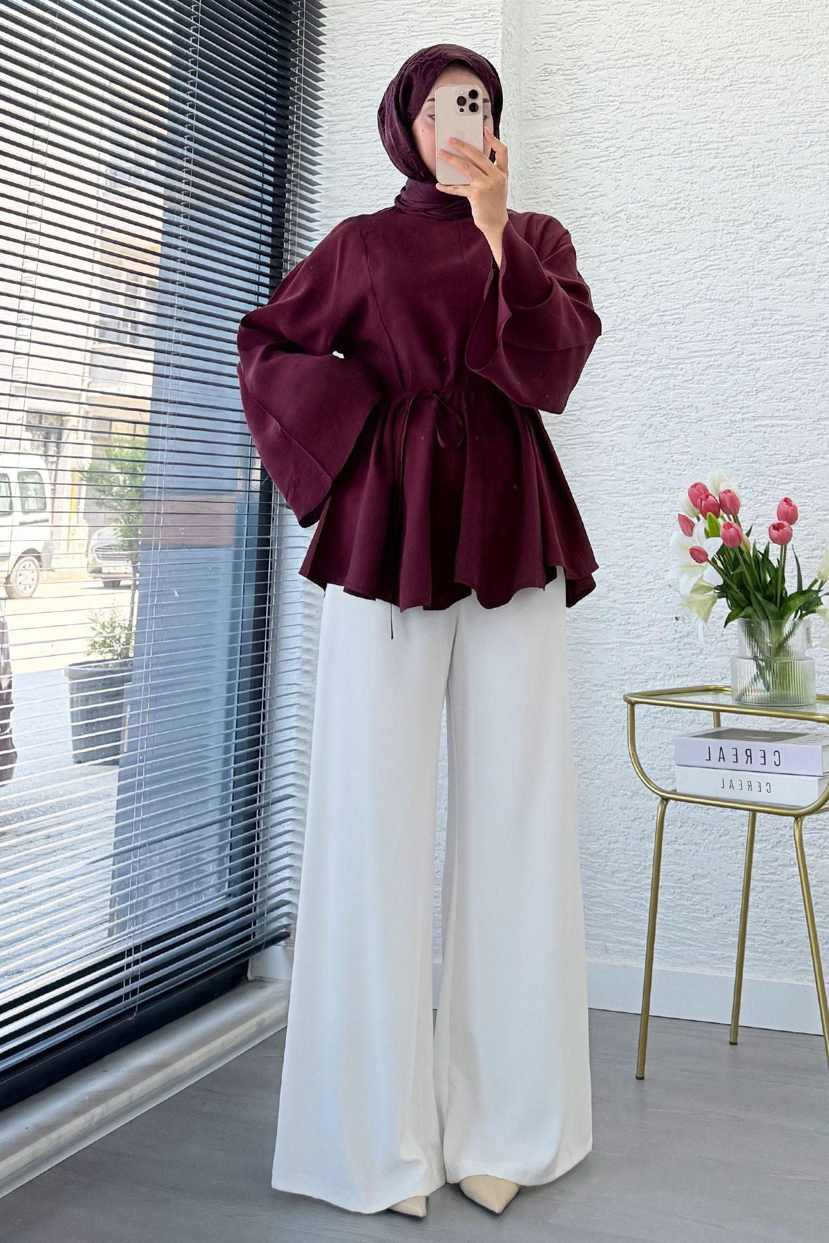 Hakim Yaka Volanlı Modal Bluz – Bordo