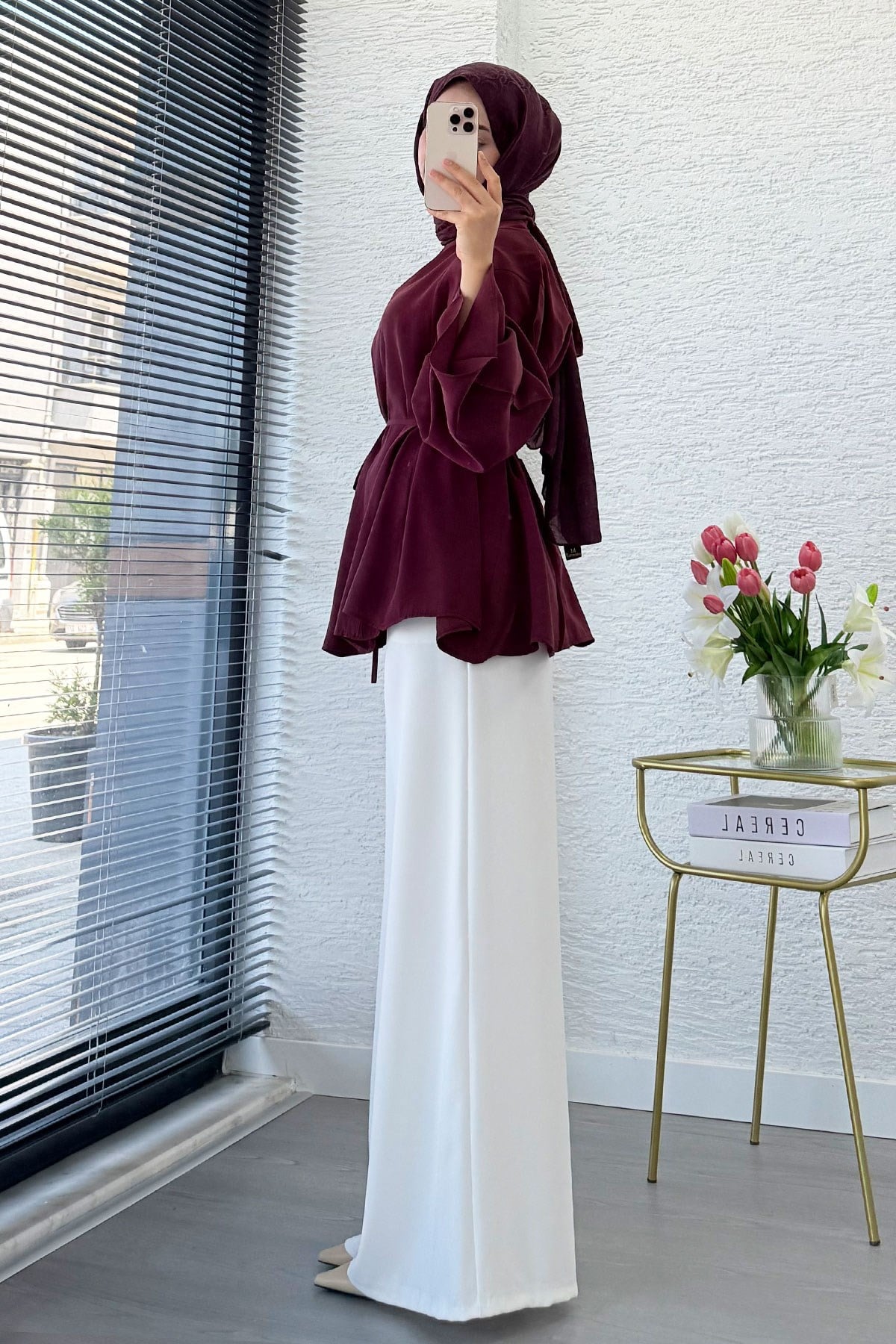Hakim Yaka Volanlı Modal Bluz – Bordo