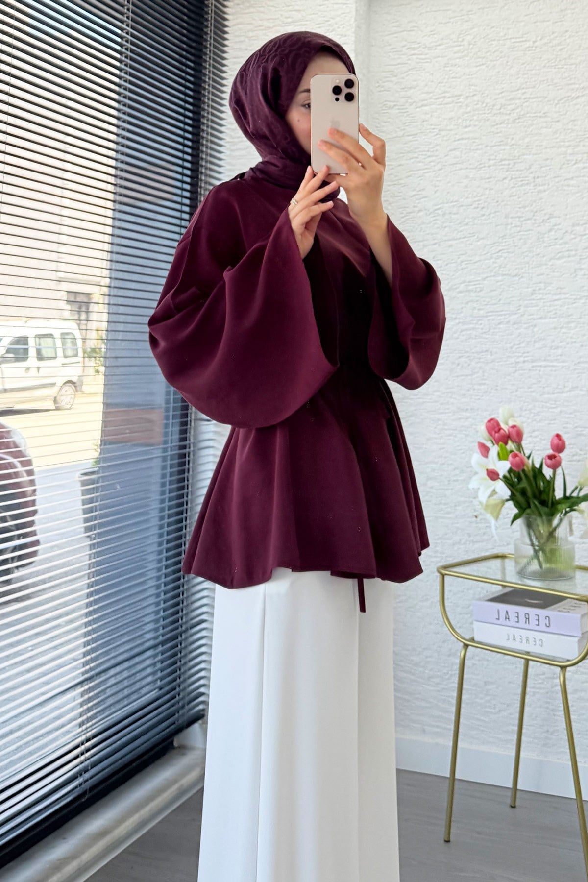 Hakim Yaka Volanlı Modal Bluz – Bordo