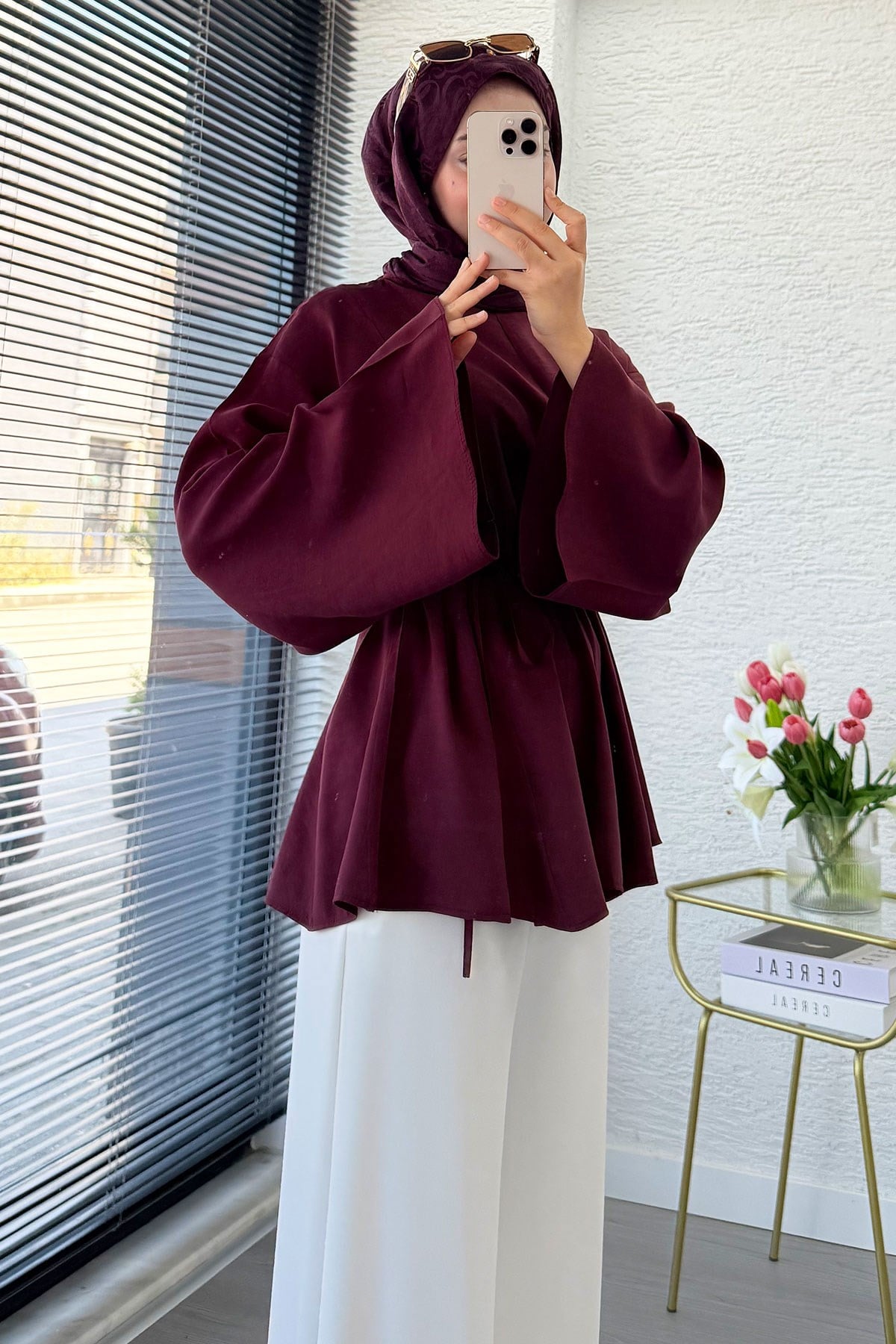 Hakim Yaka Volanlı Modal Bluz – Bordo