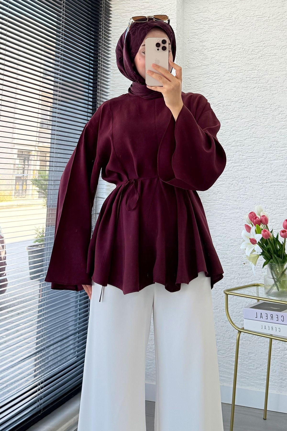 Hakim Yaka Volanlı Modal Bluz – Bordo
