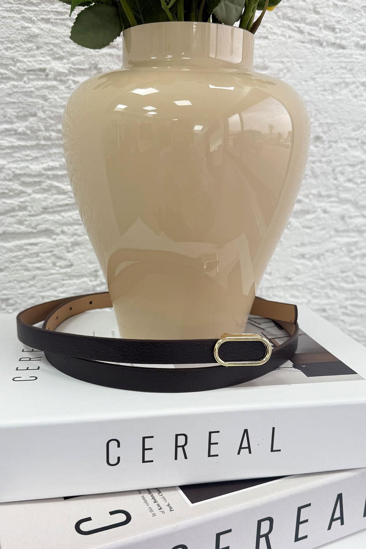 İnce Oval Tokalı Minimal Kadın Deri Kemer – Kahverengi