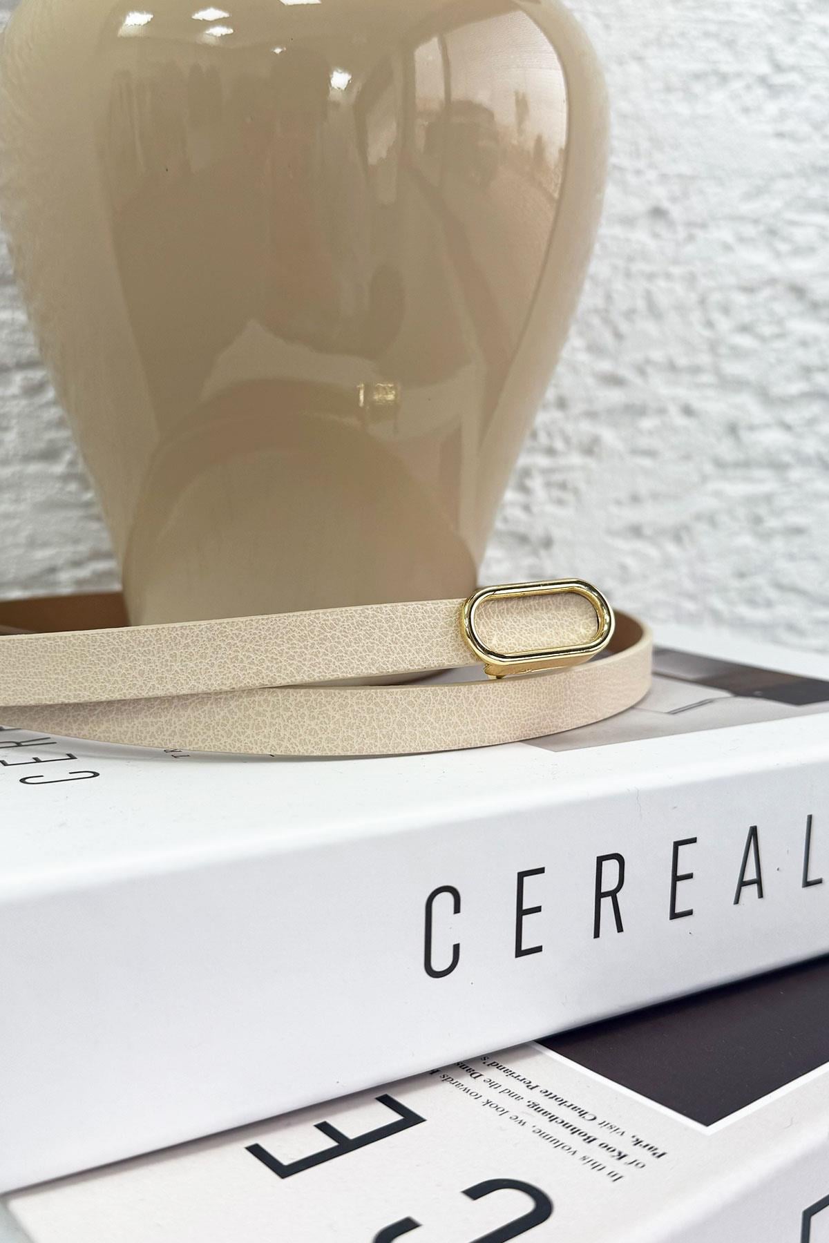 İnce Oval Tokalı Minimal Kadın Deri Kemer – Krem