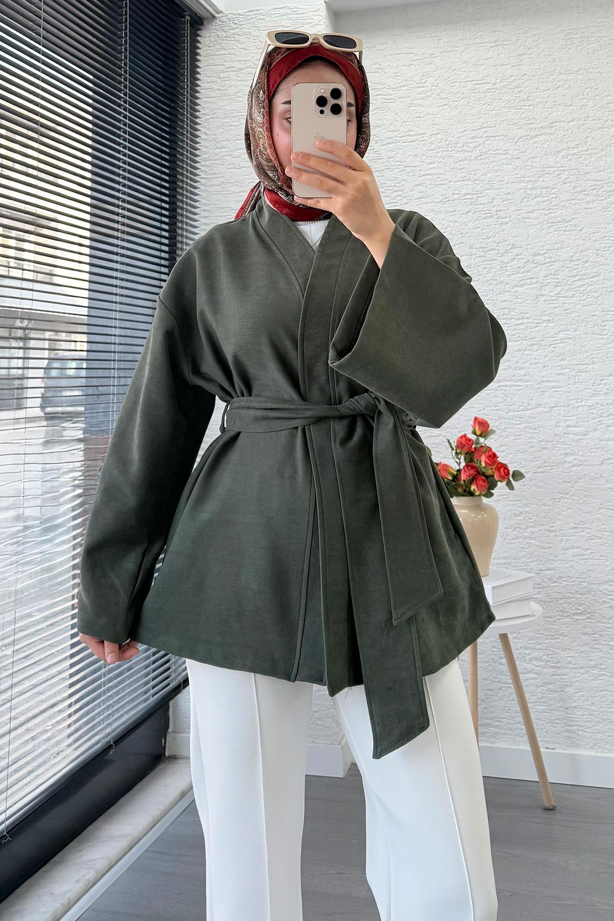 Kolları Volan Detaylı Premium Gabardin Kısa Kimono – Haki