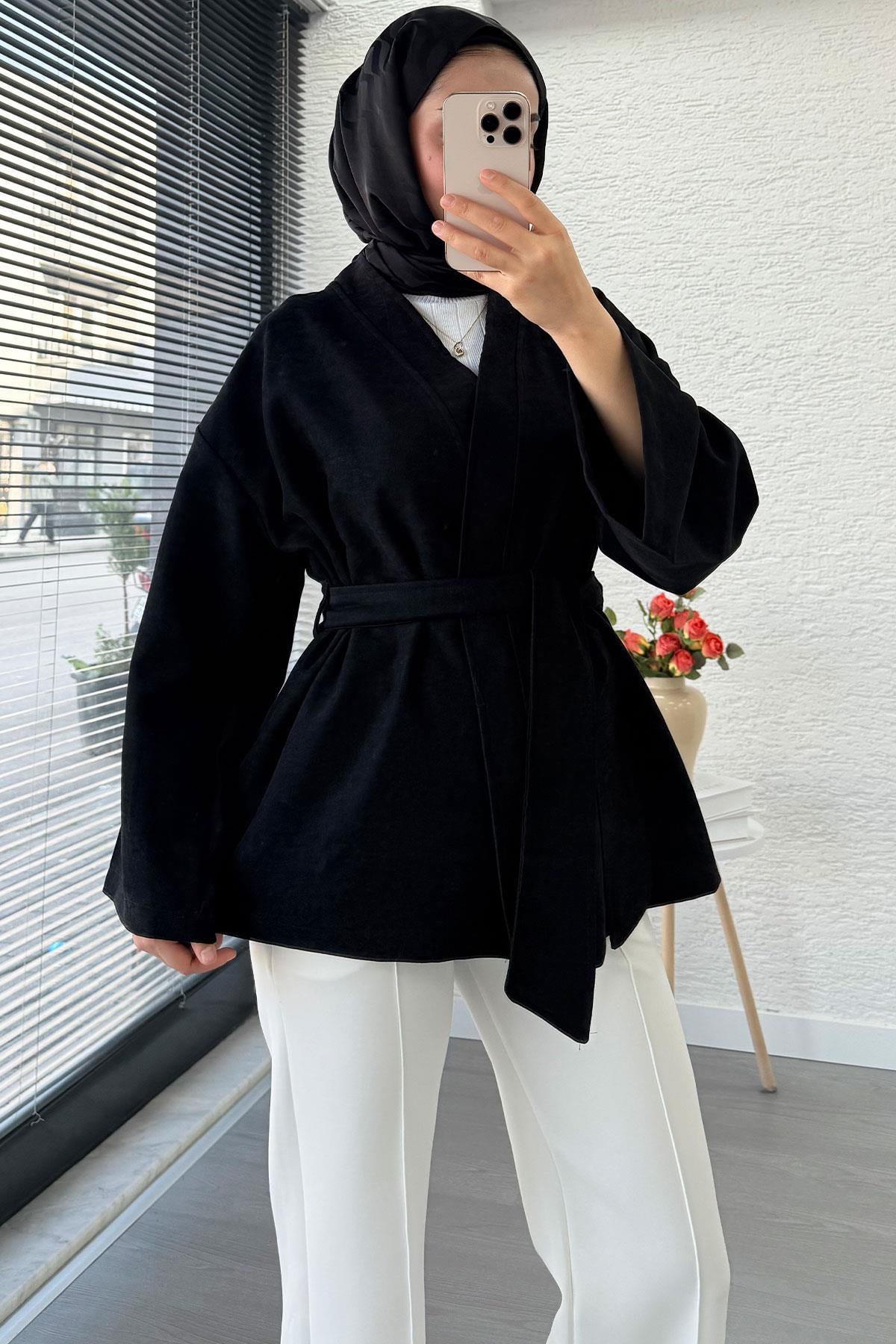Kolları Volan Detaylı Premium Gabardin Kısa Kimono – Siyah