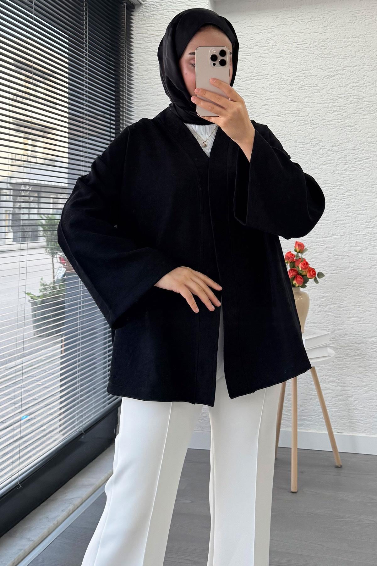 Kolları Volan Detaylı Premium Gabardin Kısa Kimono – Siyah