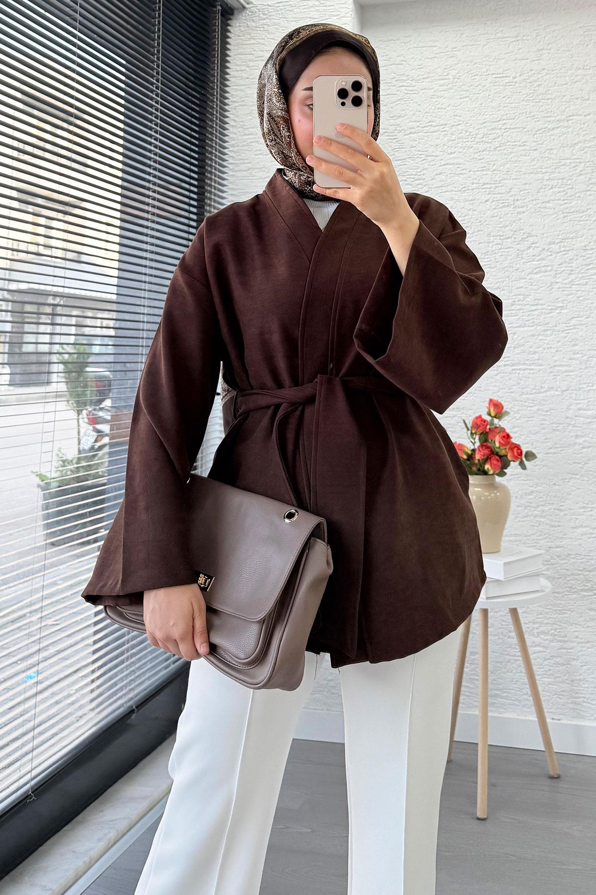 Kolları Volan Detaylı Premium Gabardin Kısa Kimono – Kahverengi