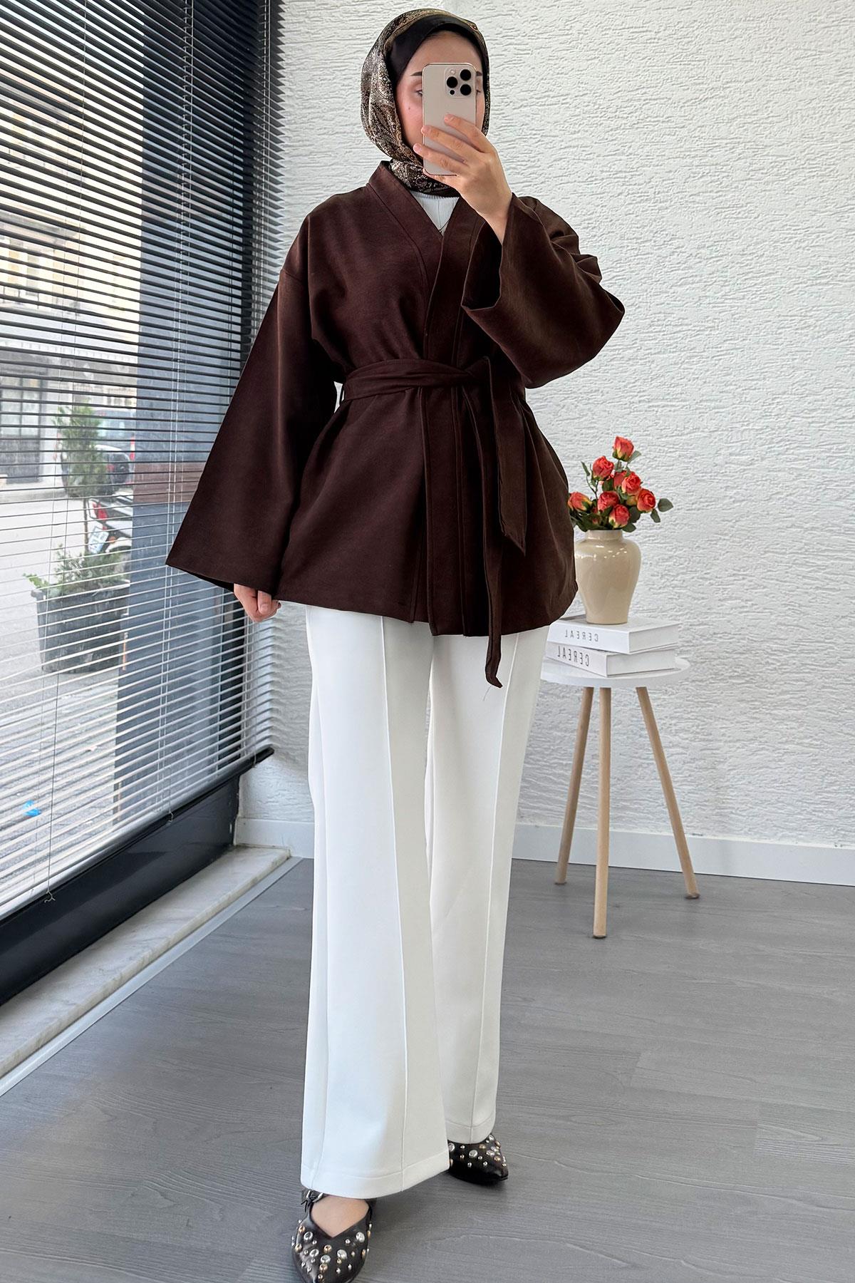 Kolları Volan Detaylı Premium Gabardin Kısa Kimono – Kahverengi
