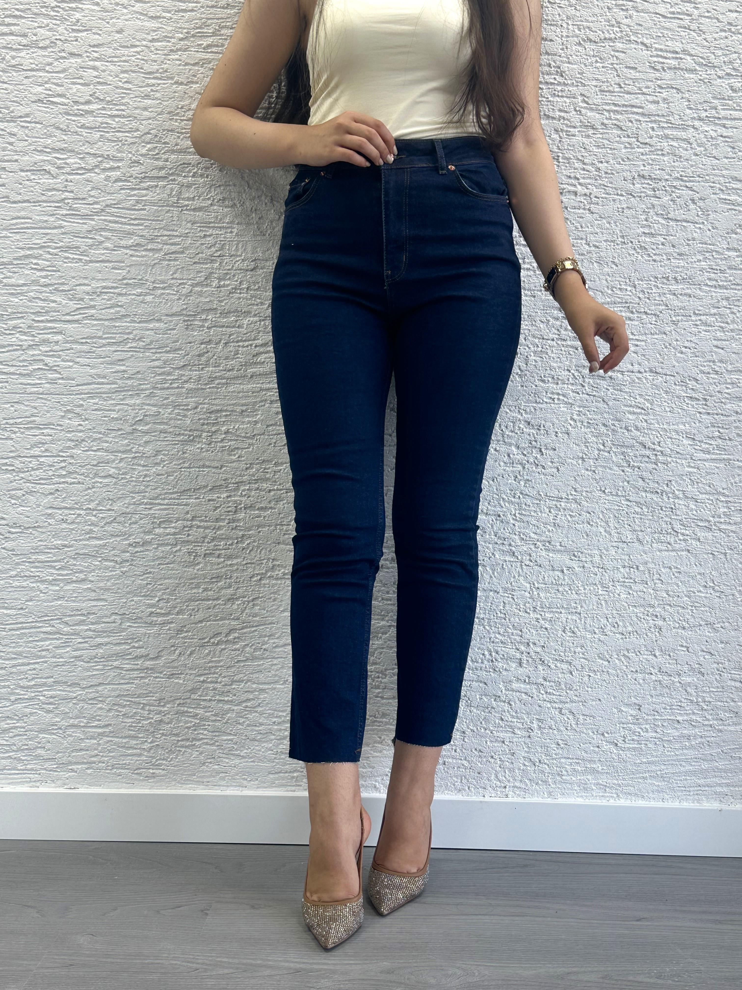 Koyu Mavi Boy Fit Kesim Jean Pantolon