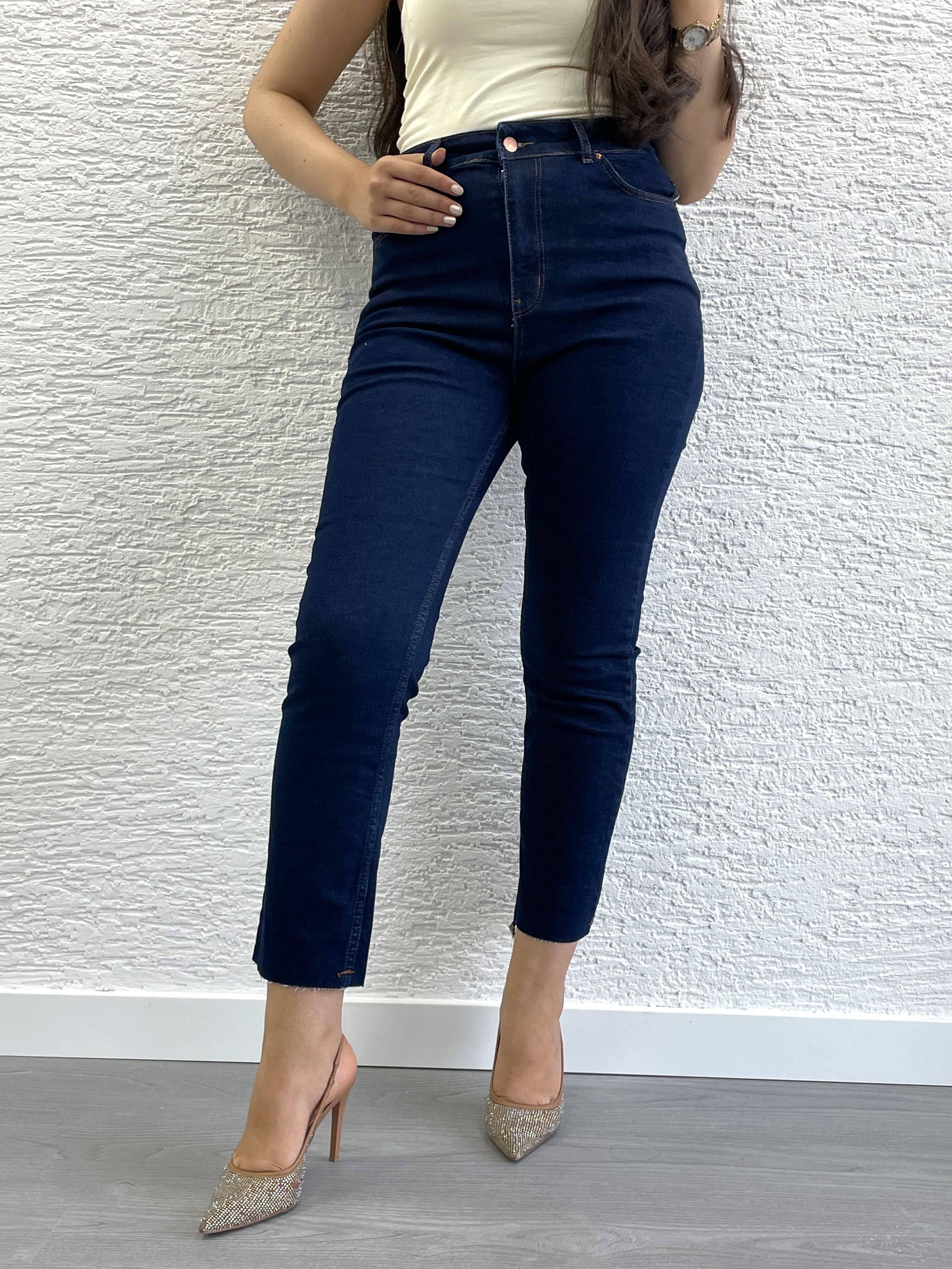 Koyu Mavi Boy Fit Kesim Jean Pantolon