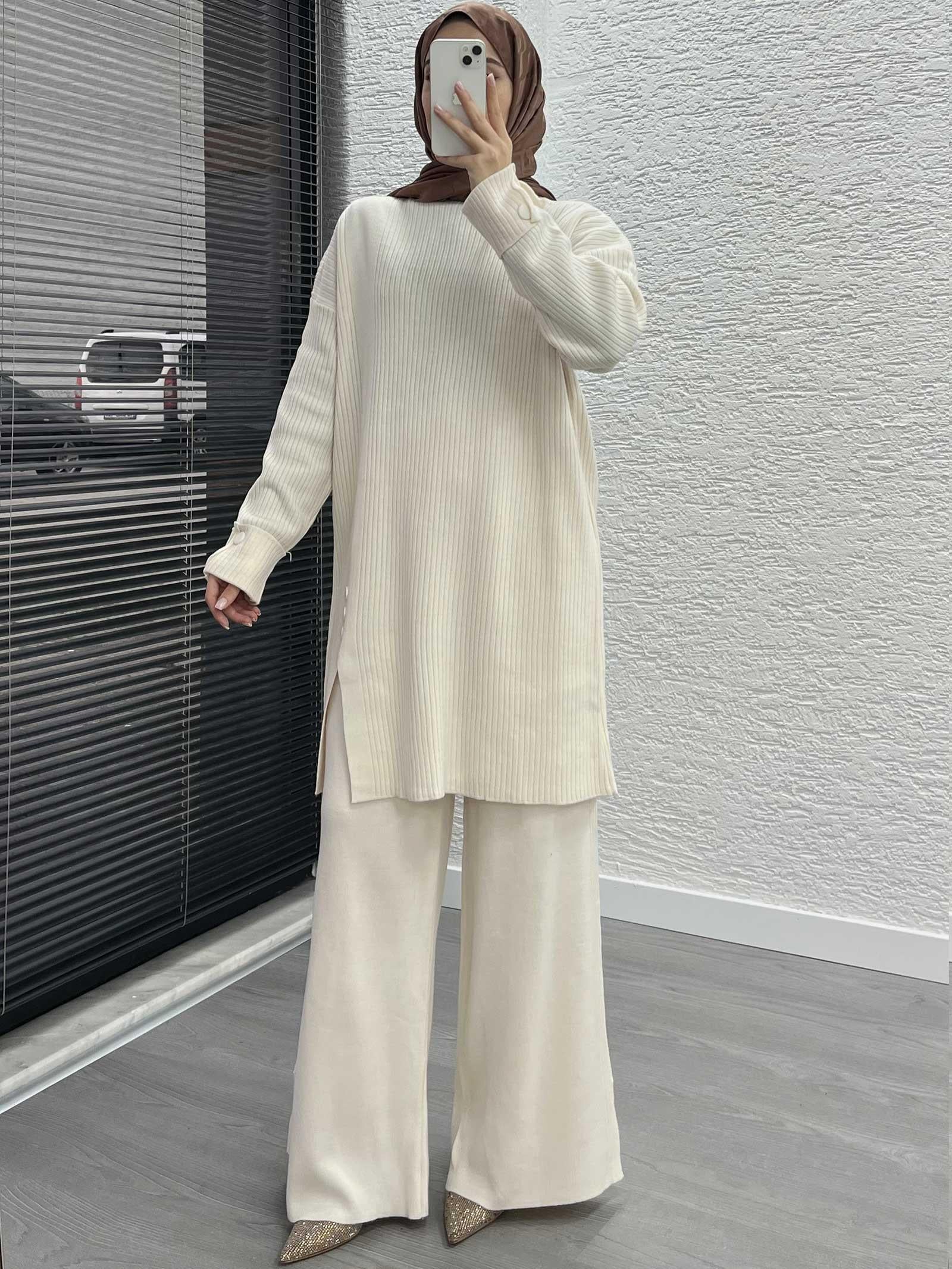 Krem Düğme Detaylı Oversize Triko Takım