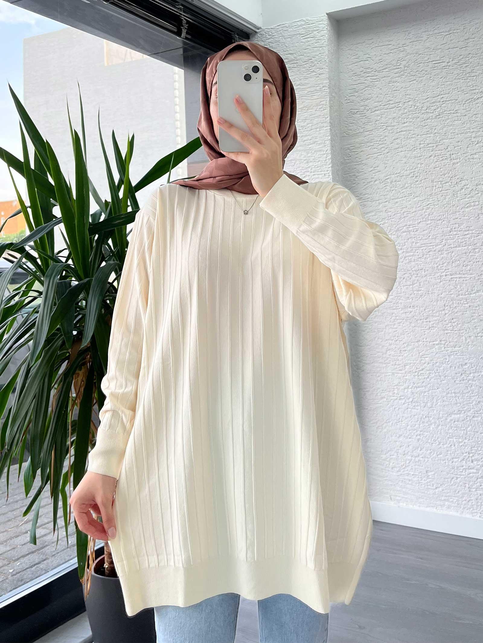 Krem Soğuk İplik Kazak Tunik