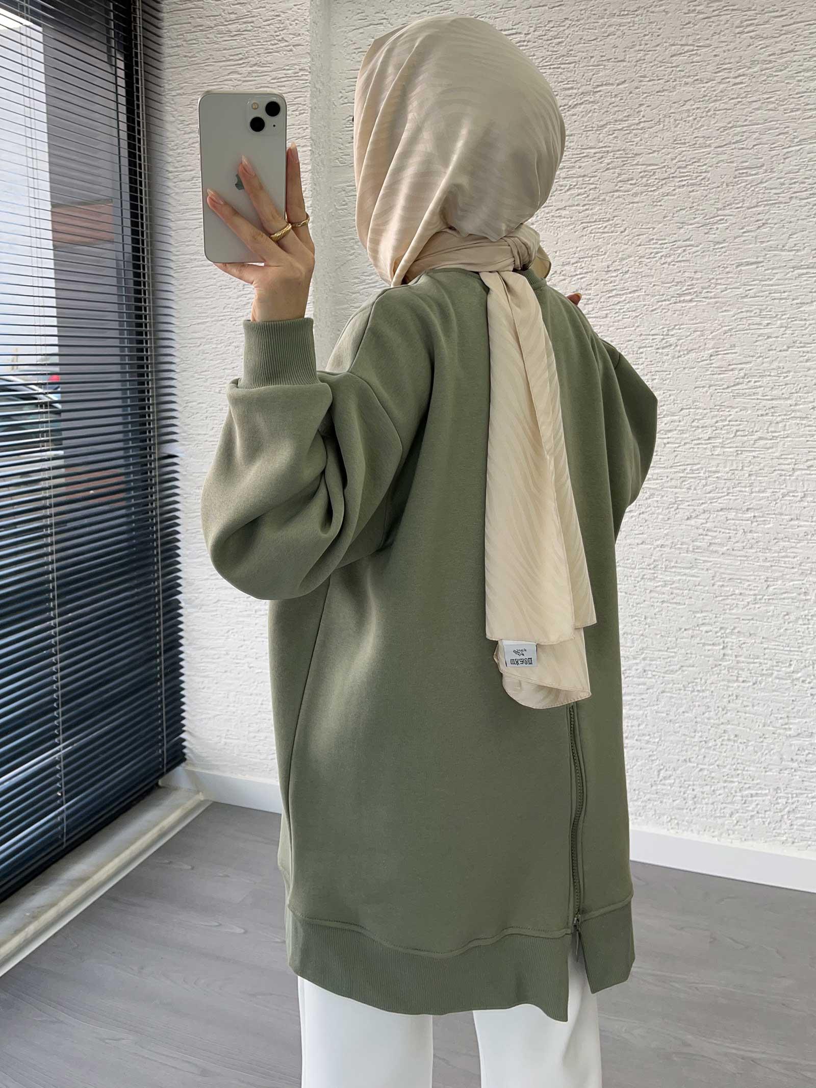 Küf Yeşili Arka Fermuar Detaylı Oversize Sweat