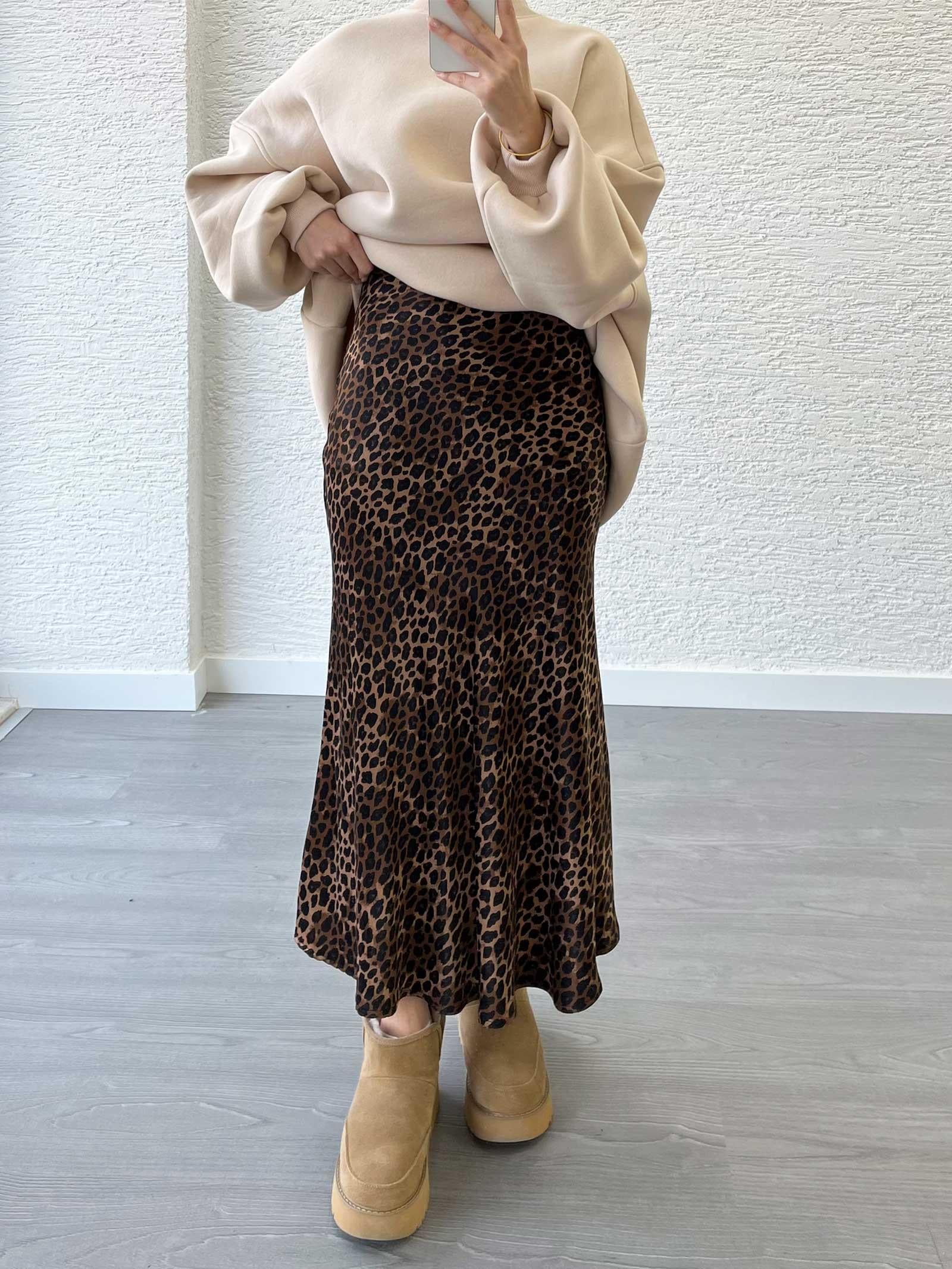 Leopar Desenli Saten Etek
