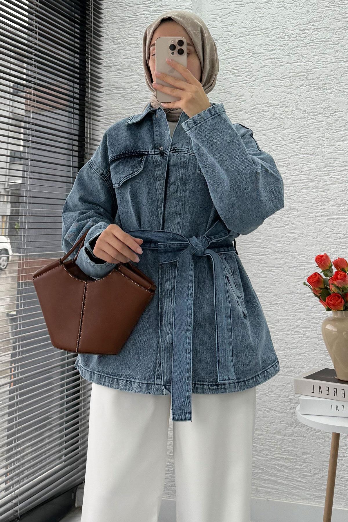 Önü Çıtçıtlı Kuşaklı Oversize Kot Ceket - Açık Mavi