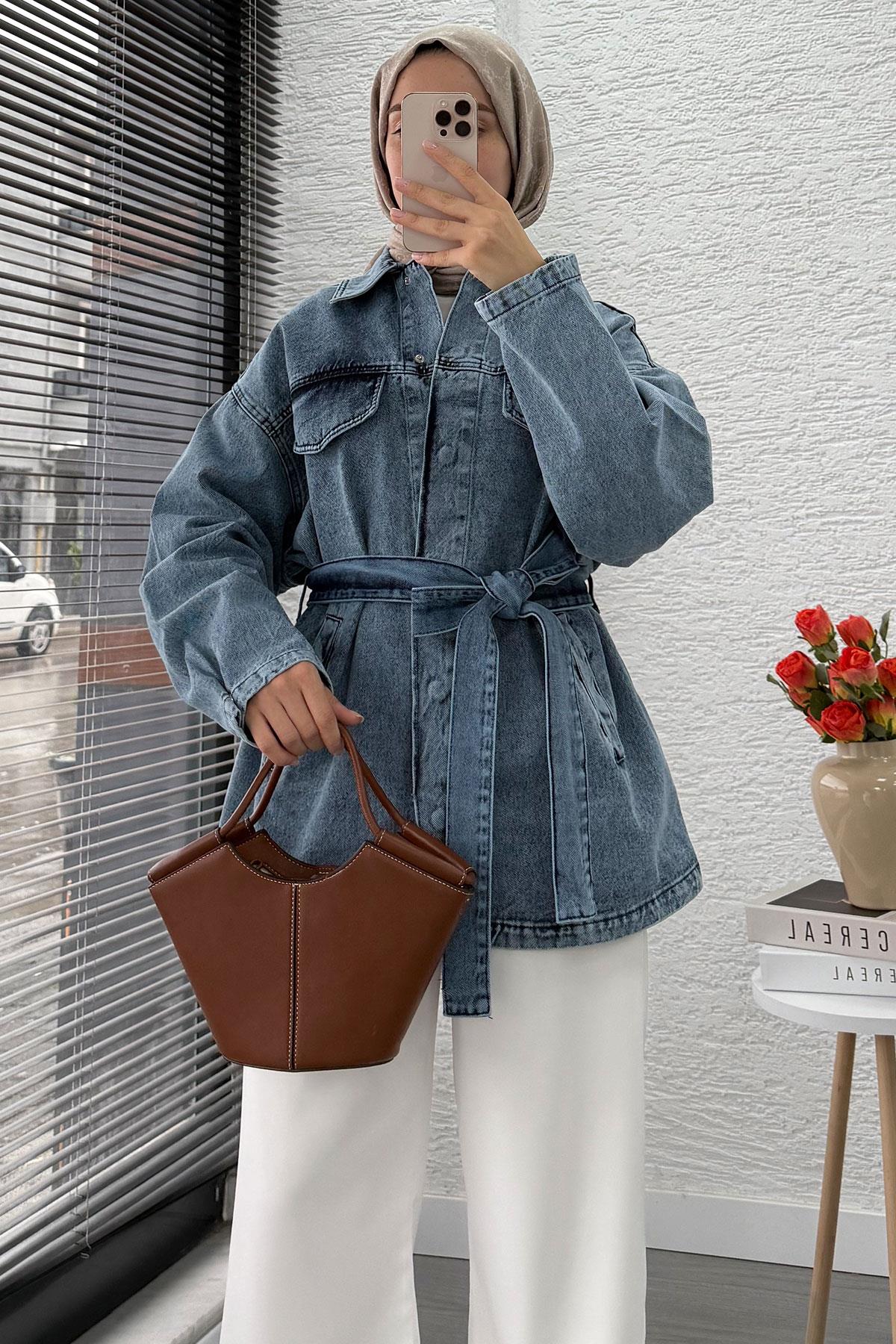Önü Çıtçıtlı Kuşaklı Oversize Kot Ceket - Açık Mavi