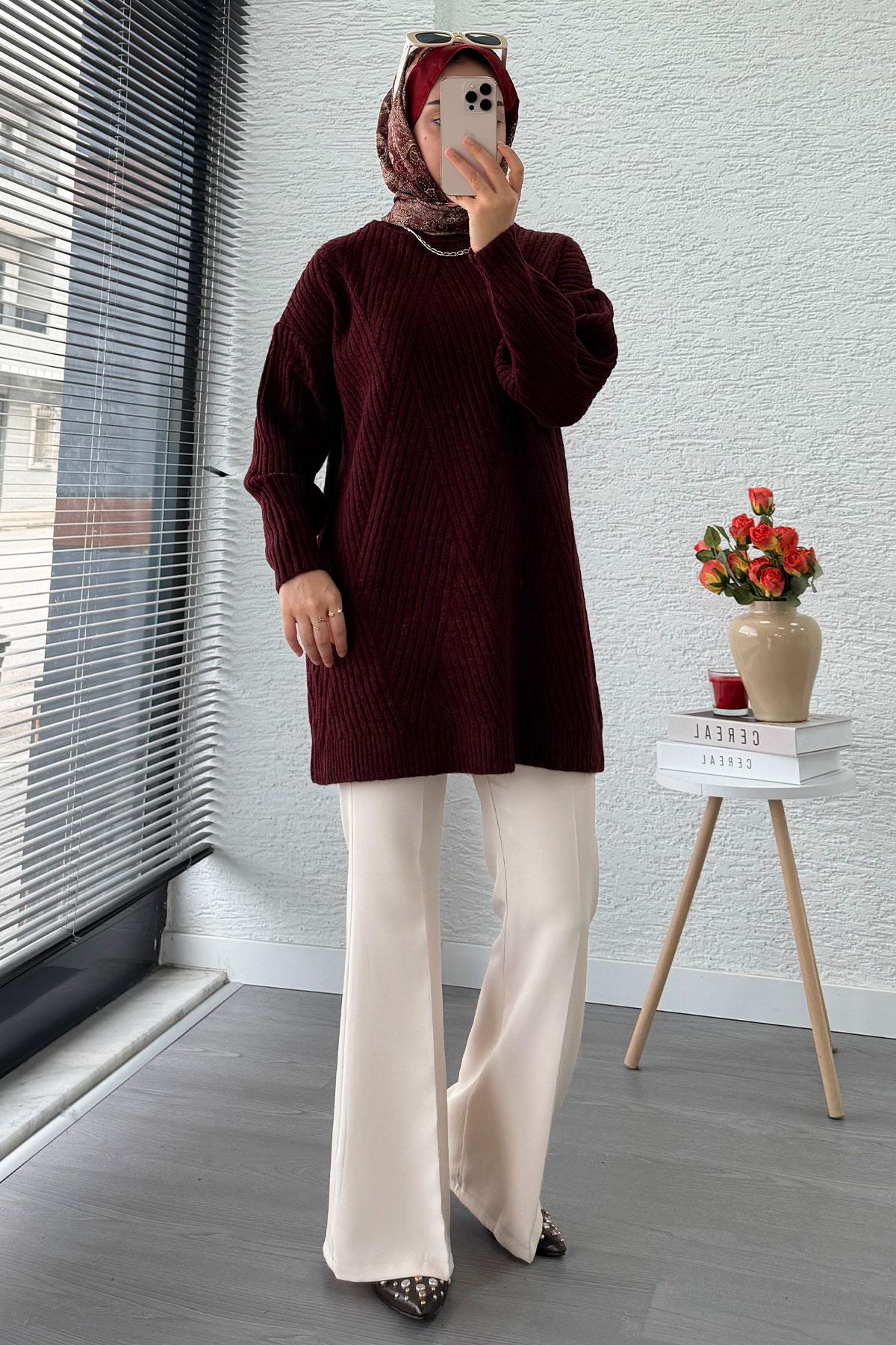 Önü Çizgi Desenli Oversize Triko Kazak – Bordo