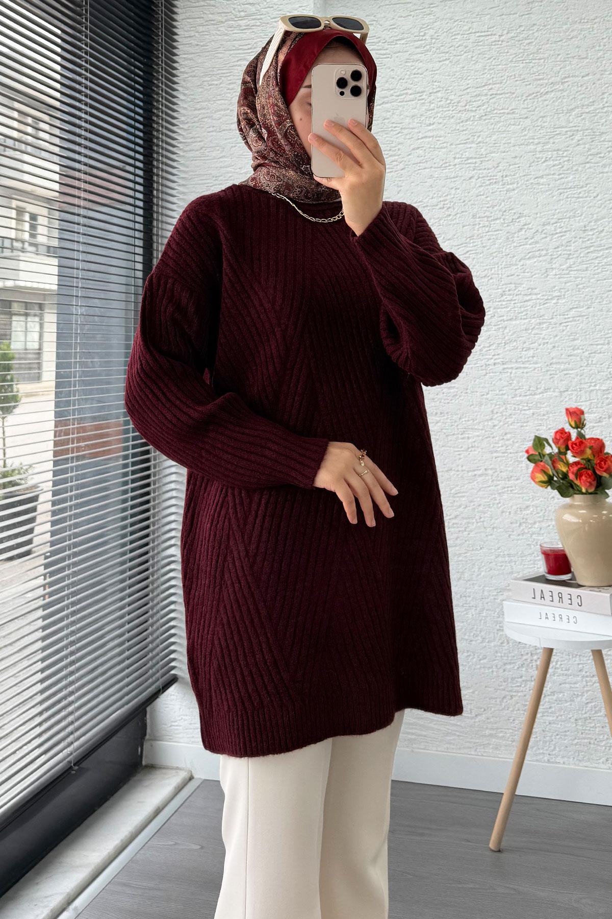 Önü Çizgi Desenli Oversize Triko Kazak – Bordo