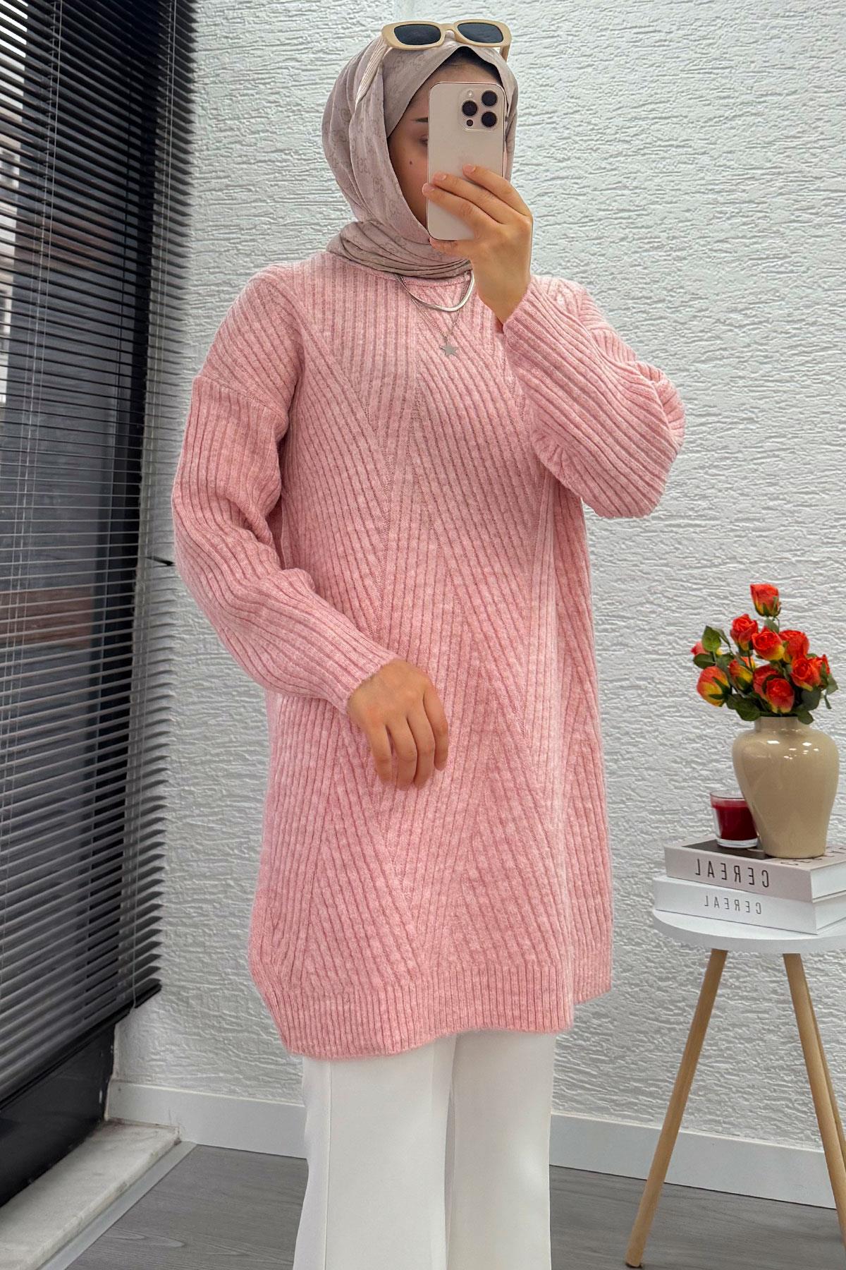 Önü Çizgi Desenli Oversize Triko Kazak – Pembe