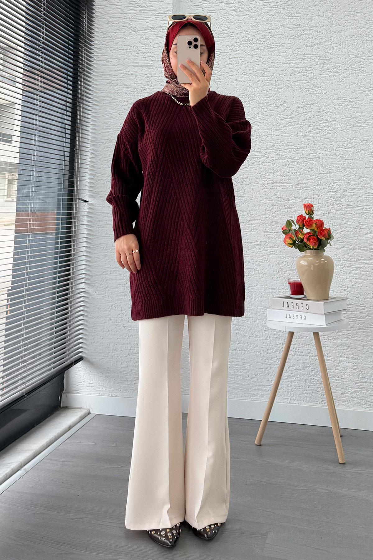 Önü Çizgi Desenli Oversize Triko Kazak – Bordo