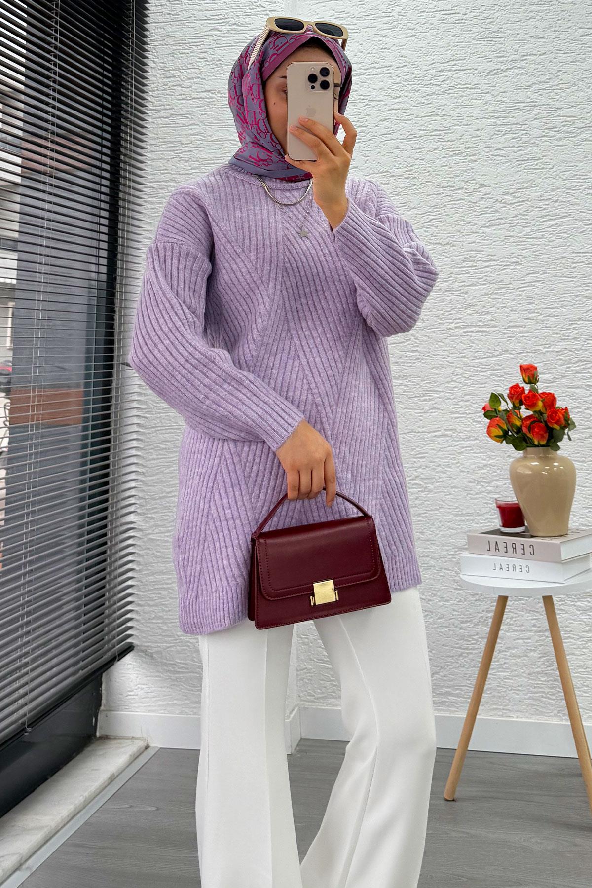 Önü Çizgi Desenli Oversize Triko Kazak – Lila