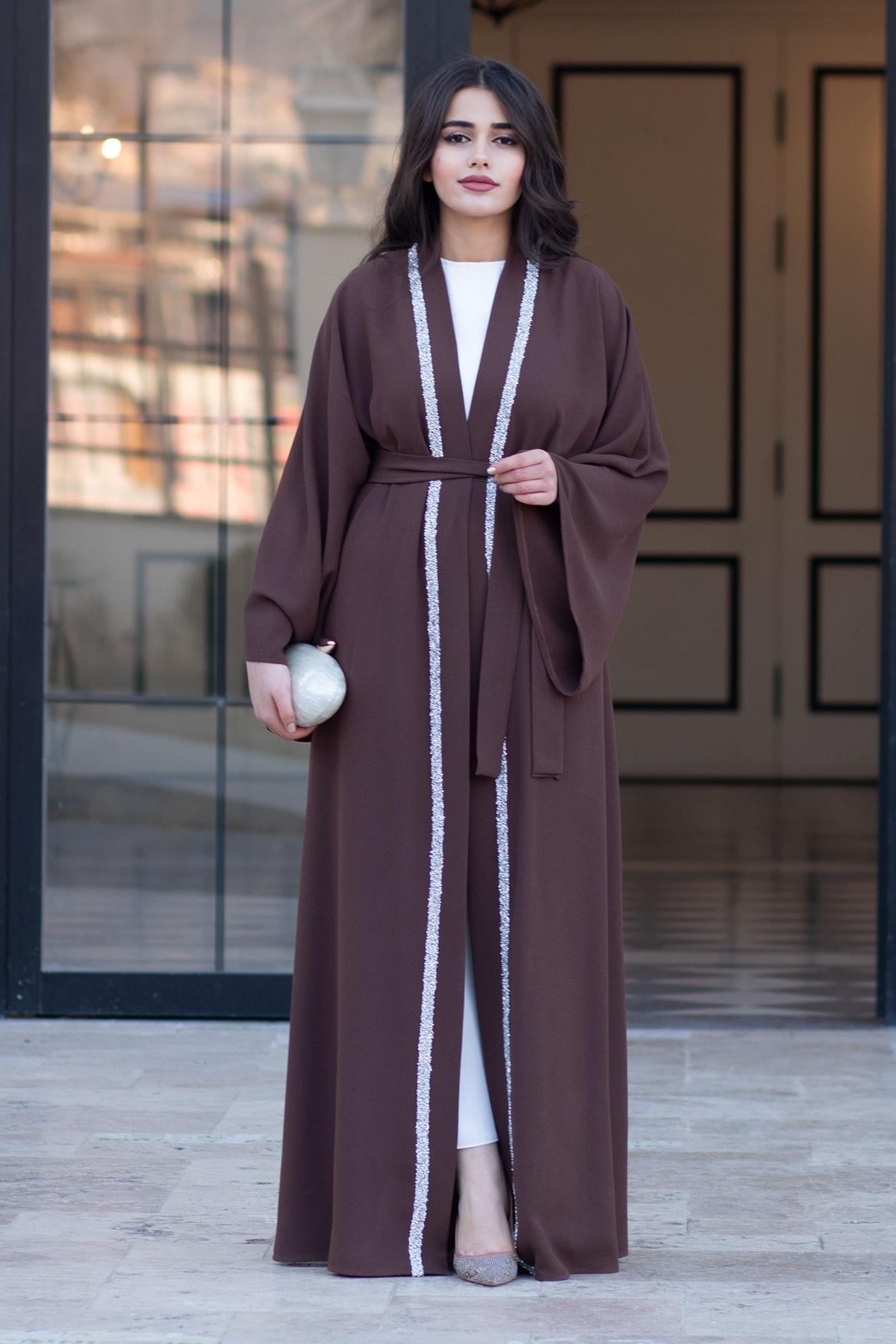 Önü Taş Şeritli Abaya-Kahverengi