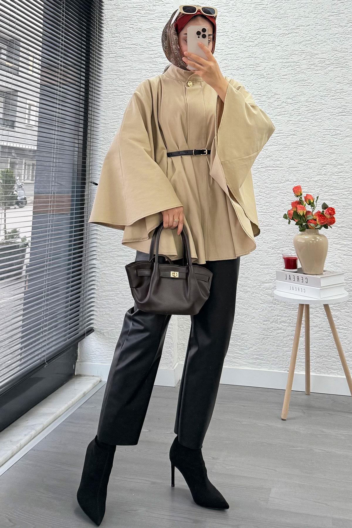 Önü Tek Düğmeli Kemerli Gabardin Panço - Bej