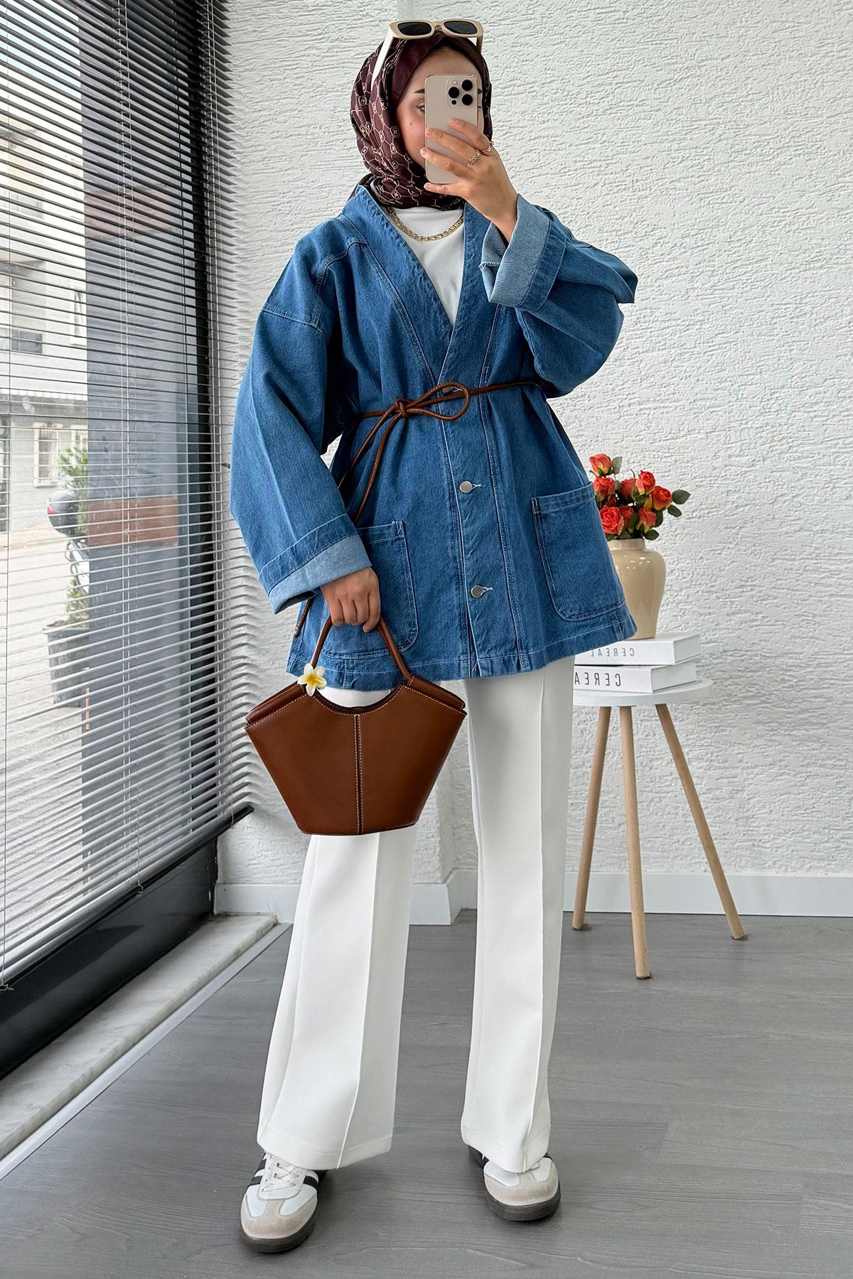 Oversize Önden Düğmeli Kadın Kot Ceket – Açık Mavi