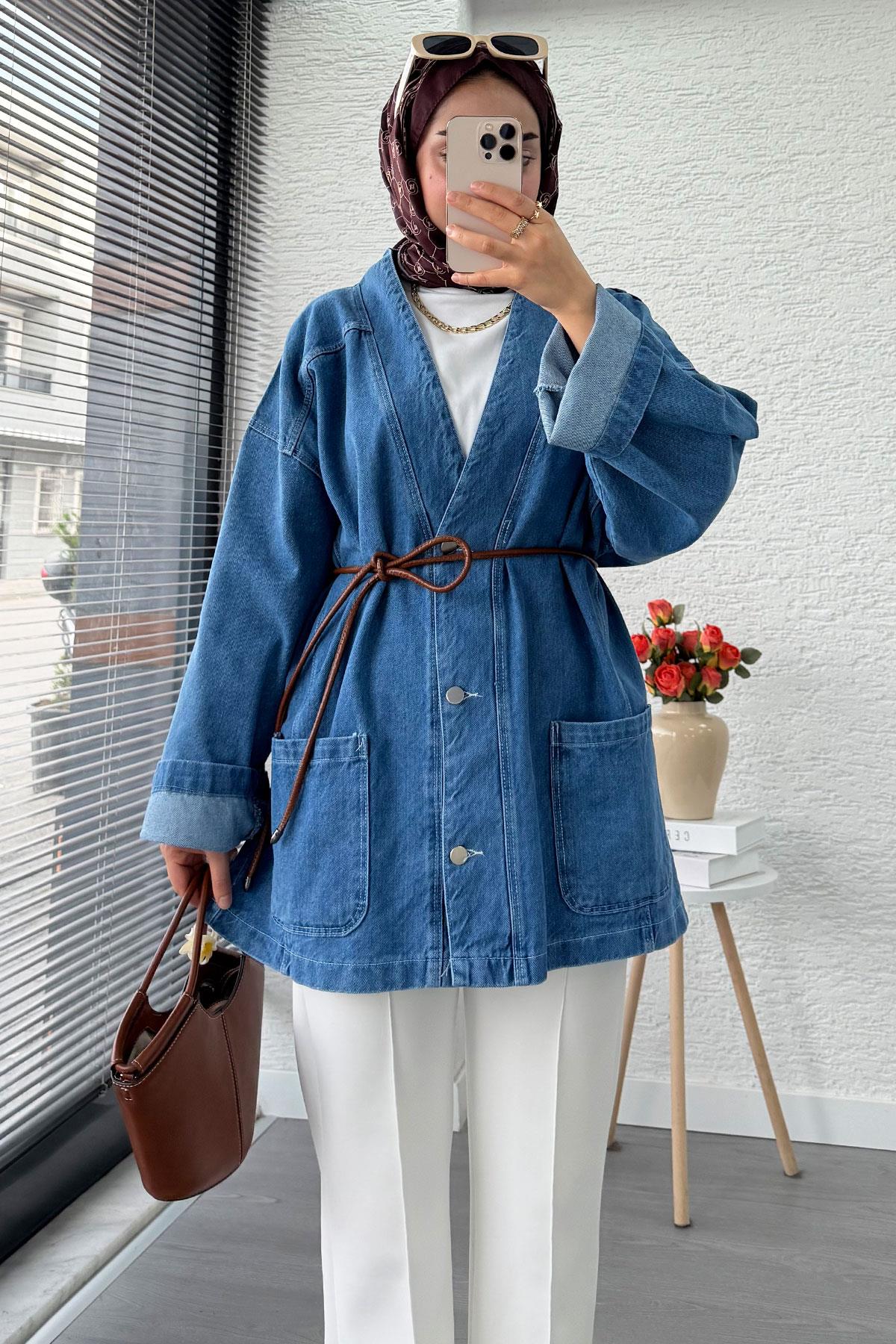 Oversize Önden Düğmeli Kadın Kot Ceket – Açık Mavi