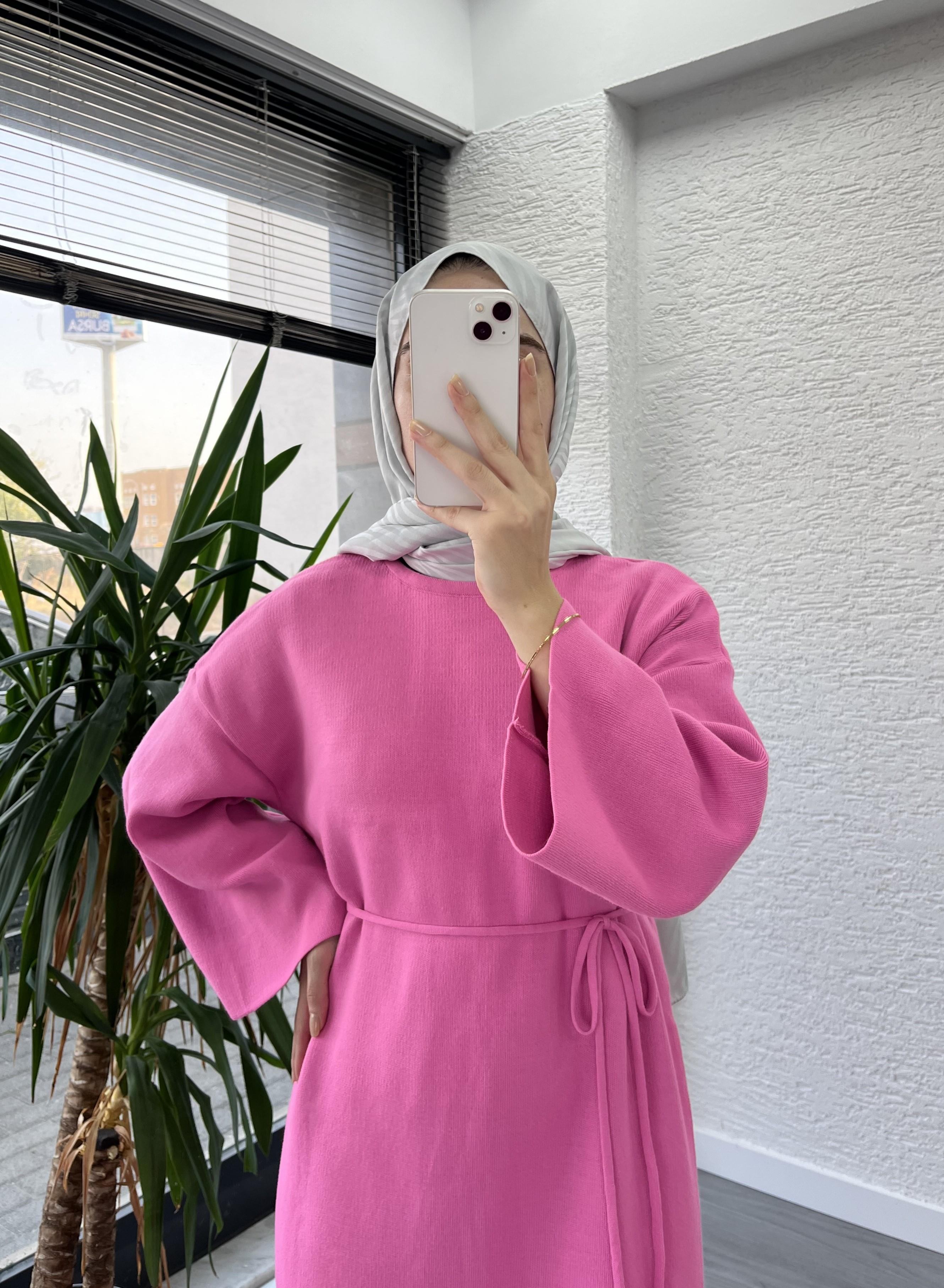 Pembe Amore Triko Elbise