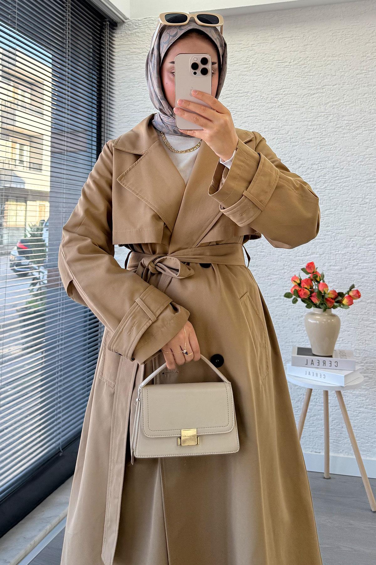 Premium Dört Düğmeli Oversize Kadın Trençkot - Camel