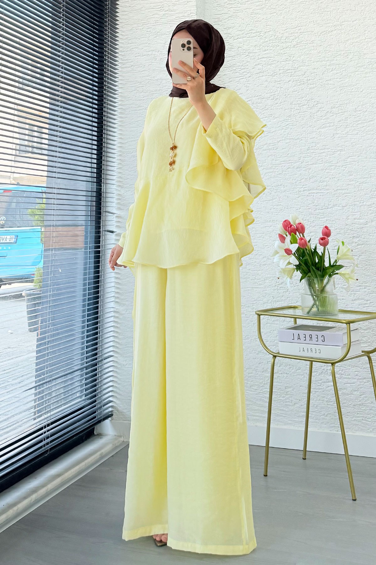 Premium Fırfır Detaylı Vual Pantolon Takım - Sarı