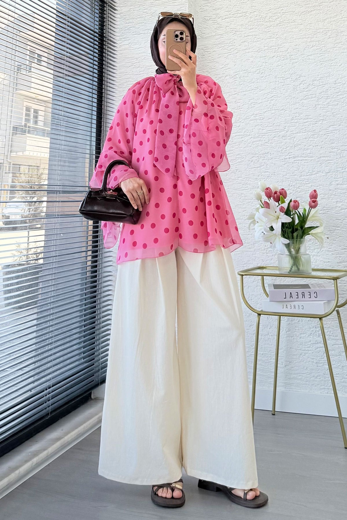 Premium Fular Bağlamalı Puantiyeli Şifon Bluz - Pembe