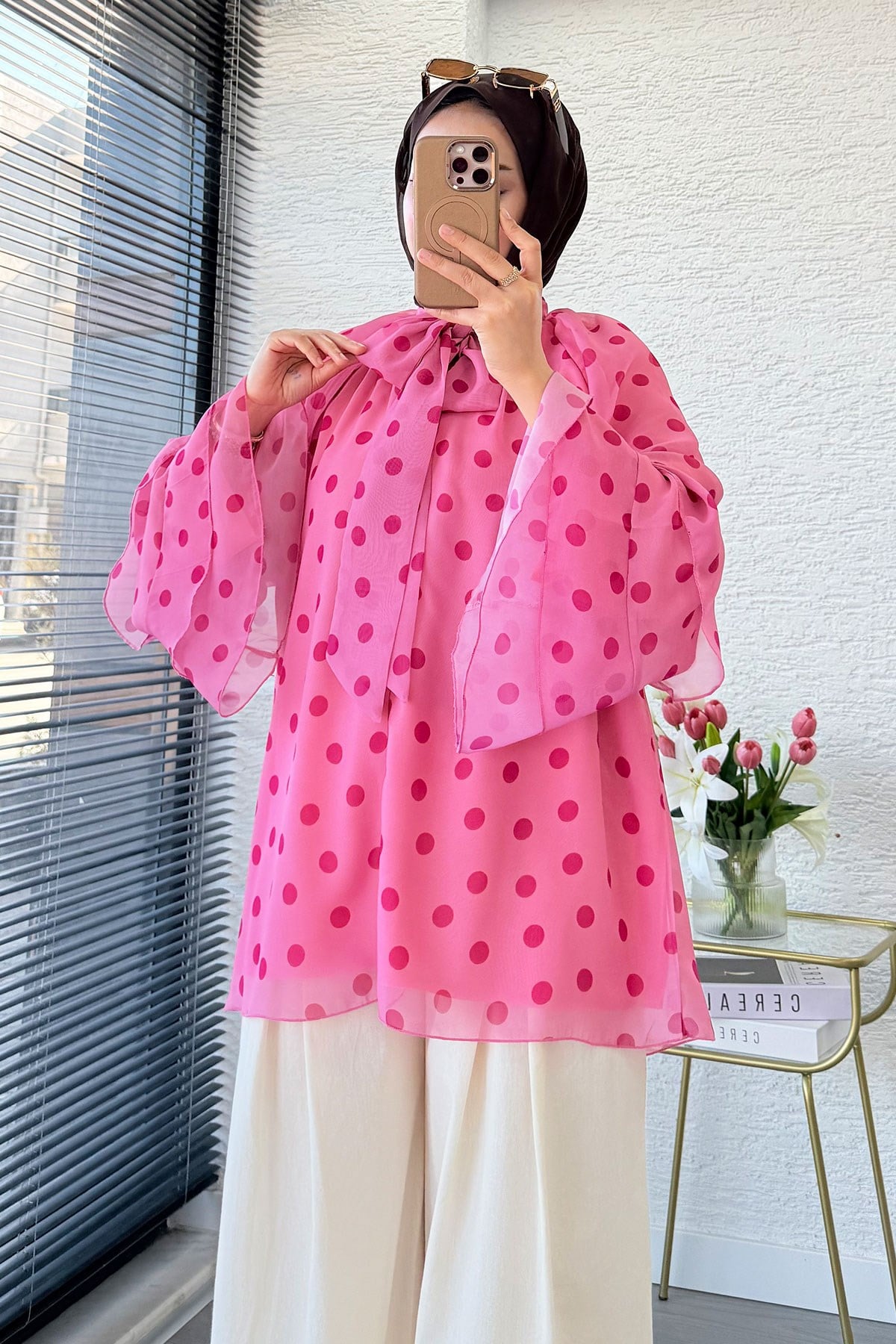Premium Fular Bağlamalı Puantiyeli Şifon Bluz - Pembe