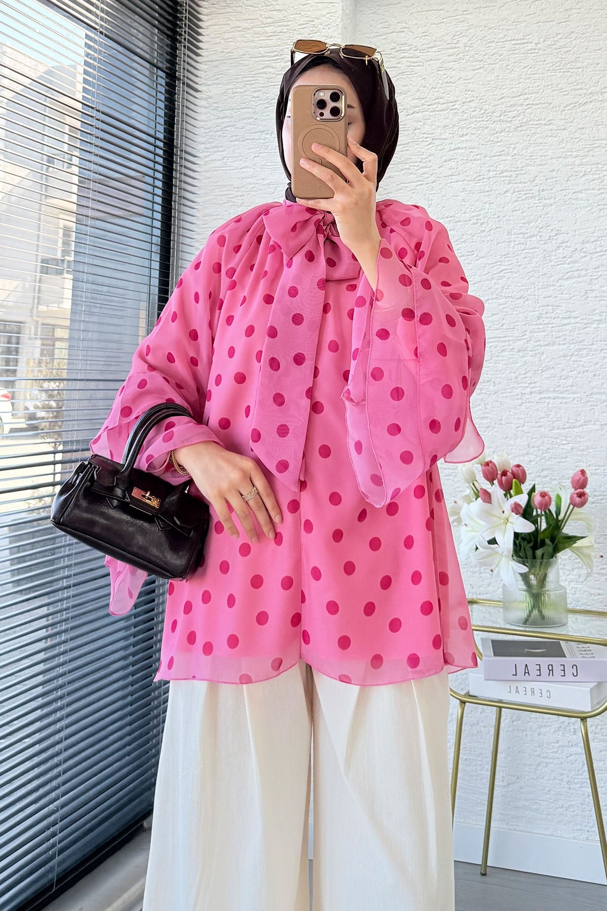 Premium Fular Bağlamalı Puantiyeli Şifon Bluz - Pembe