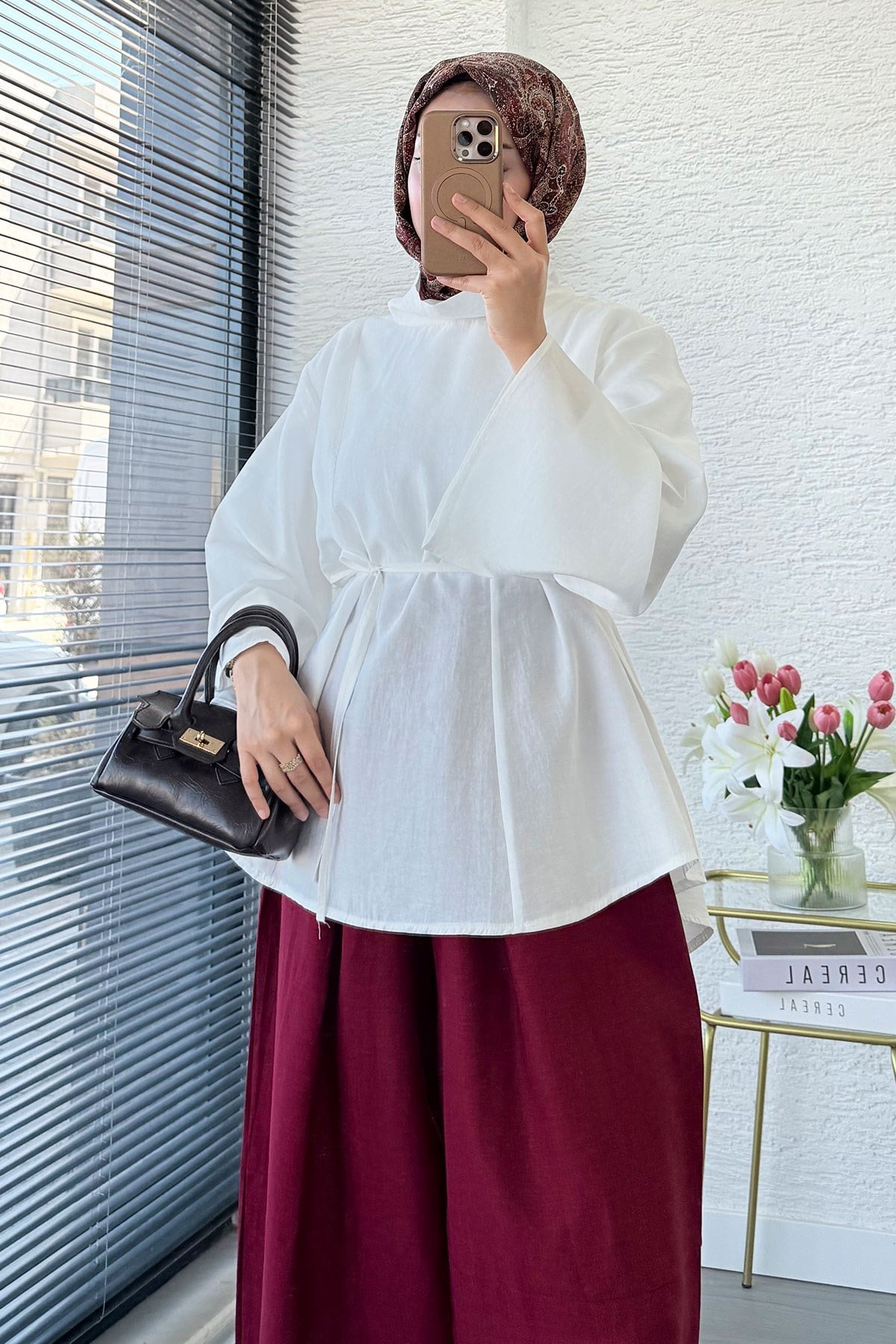 Premium Geniş Yaka Tasarım Modal Bluz - Beyaz