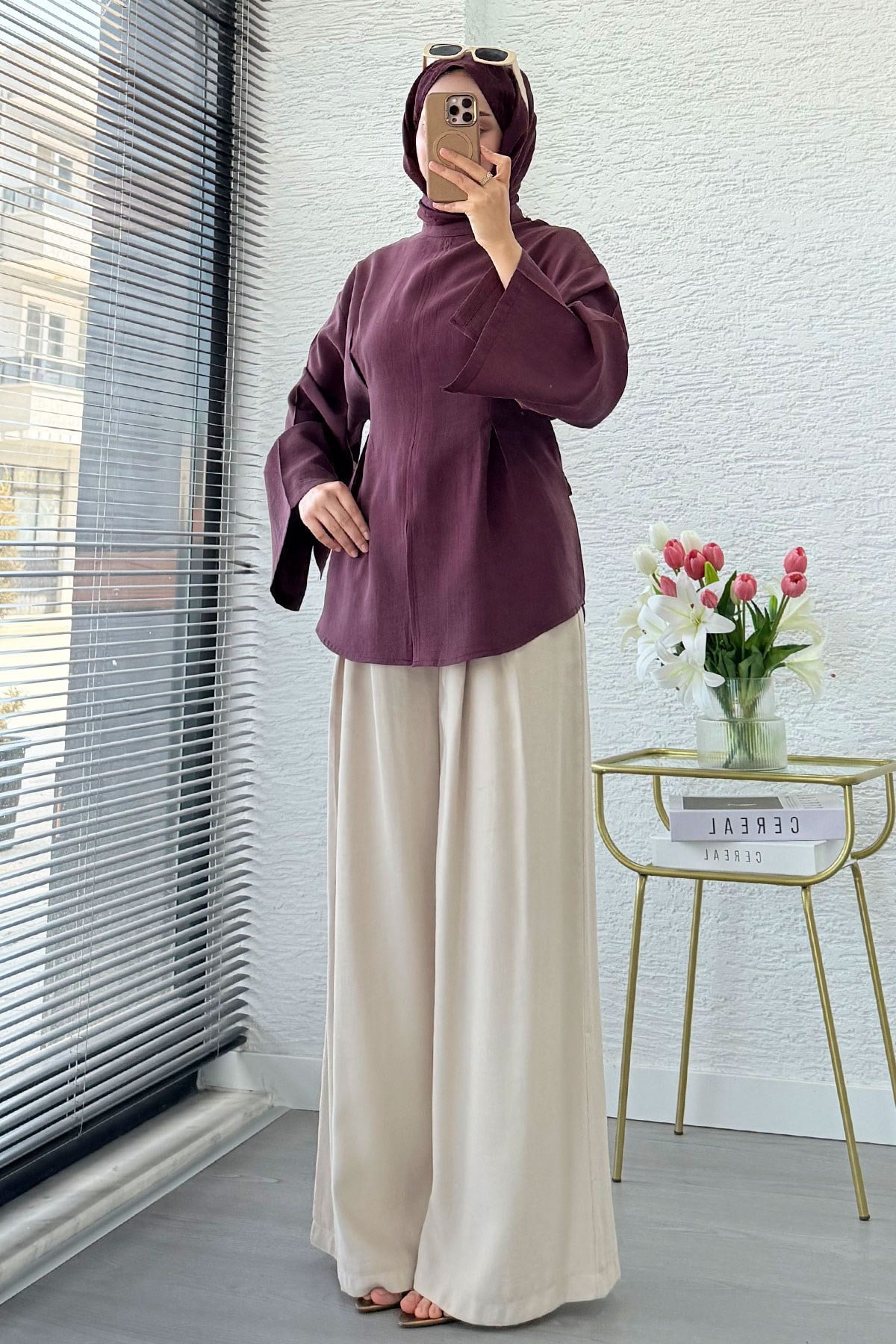 Premium Hakim Yaka Önden Yırtmaçlı Modal Bluz - Mürdüm