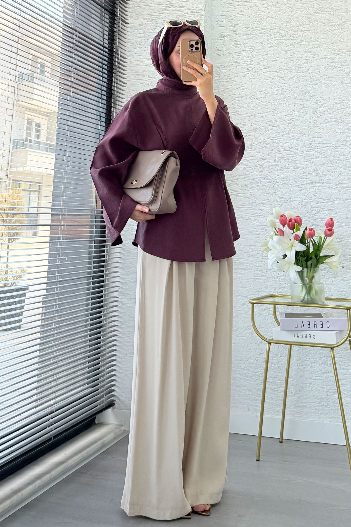 Premium Hakim Yaka Önden Yırtmaçlı Modal Bluz - Mürdüm