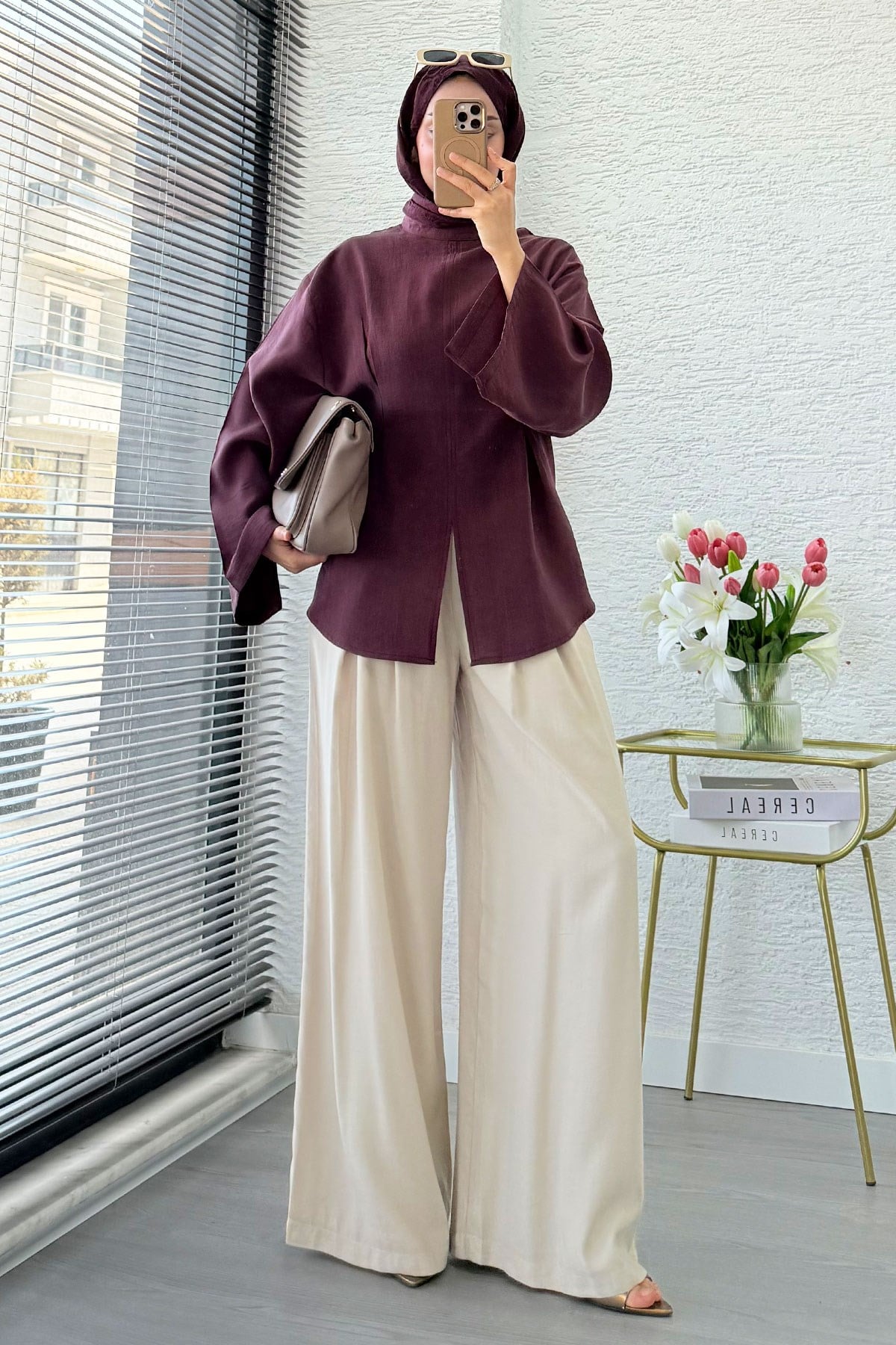 Premium Hakim Yaka Önden Yırtmaçlı Modal Bluz - Mürdüm