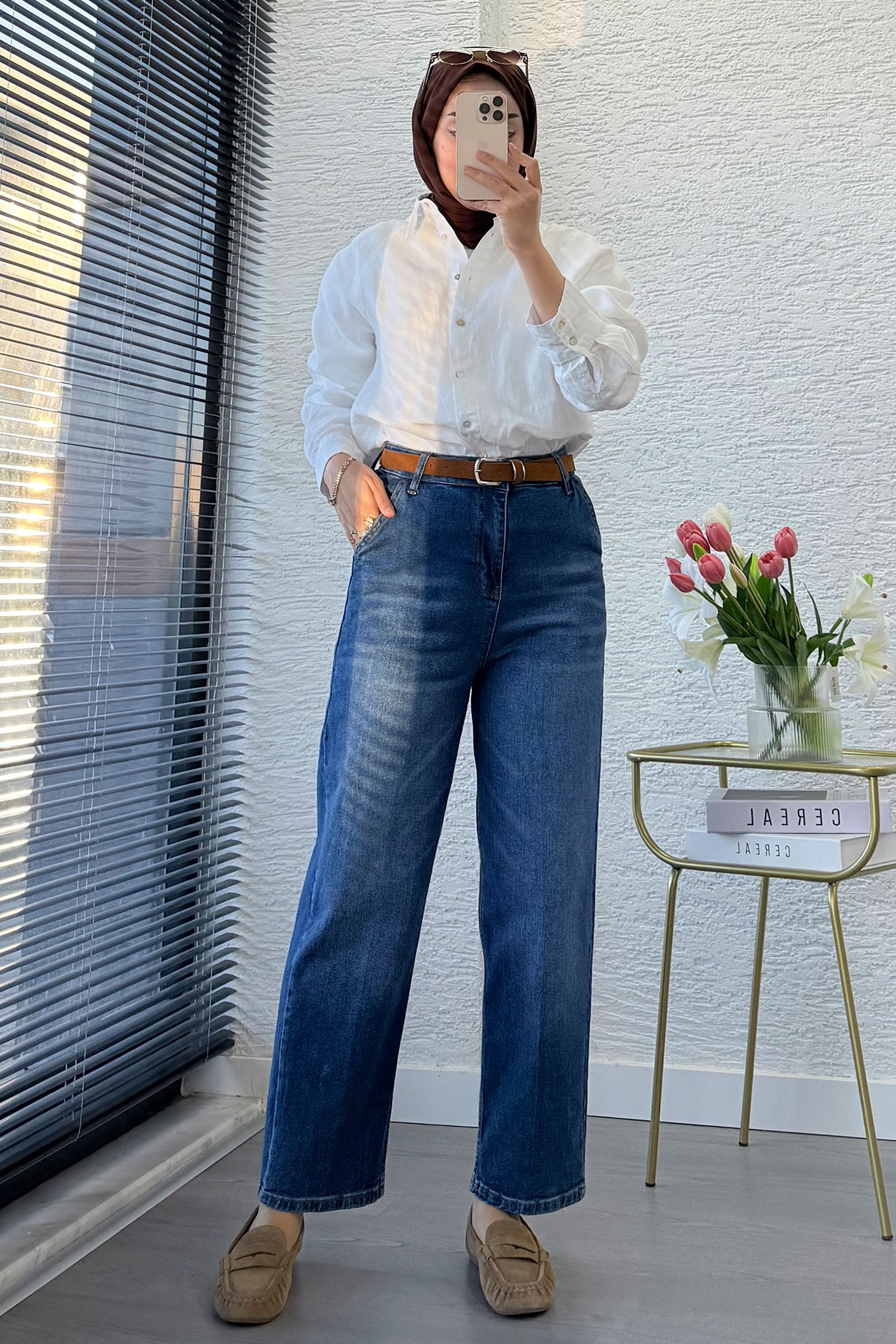 Premium Kemerli Havuç Kesim Mom Jean Pantolon - Mavi