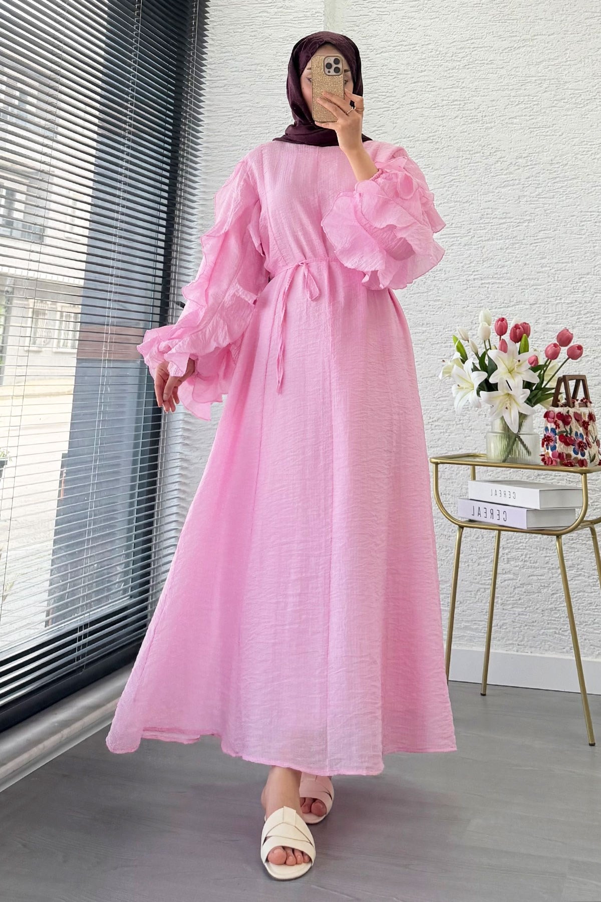 Premium Kolları Fırfır Detaylı Tül Jakar Elbise - Pembe