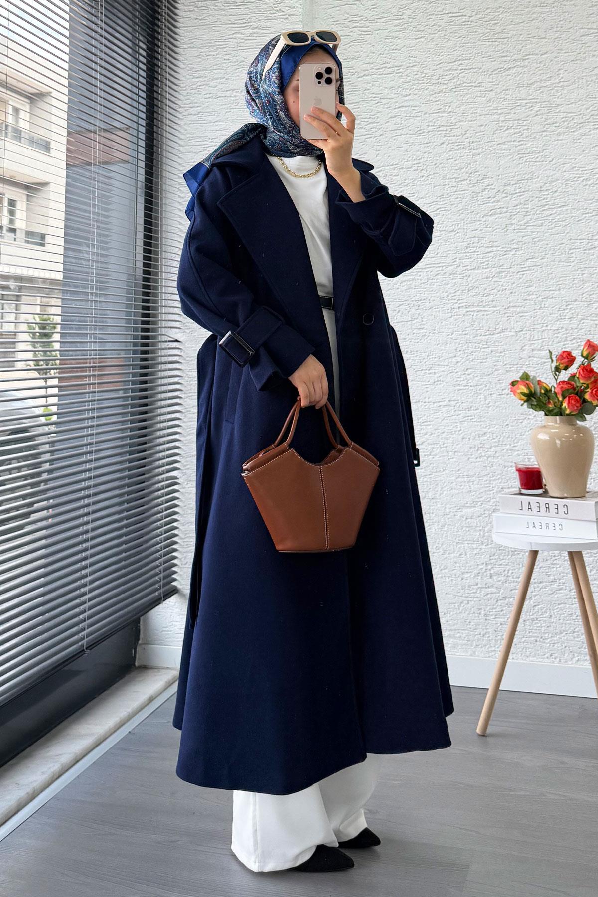 Premium Kolu Tokalı Oversize Eva Kaşe Kaban – Lacivert