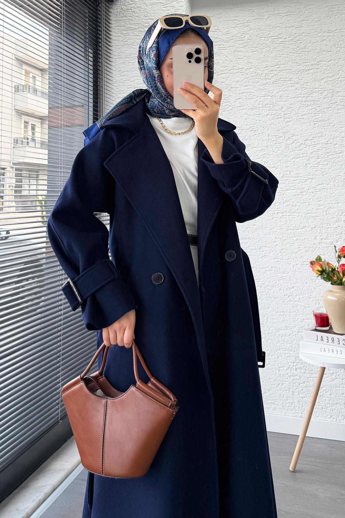 Premium Kolu Tokalı Oversize Eva Kaşe Kaban – Lacivert