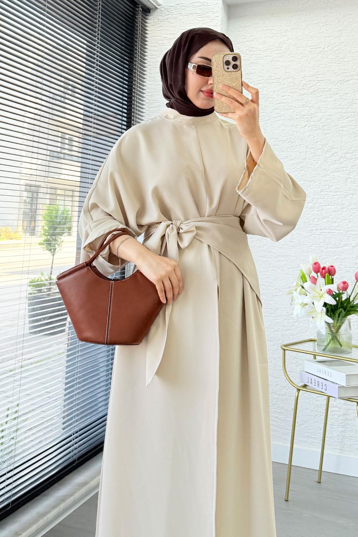 Premium Miel Yırtmaçlı Üçlü Takım – Taş